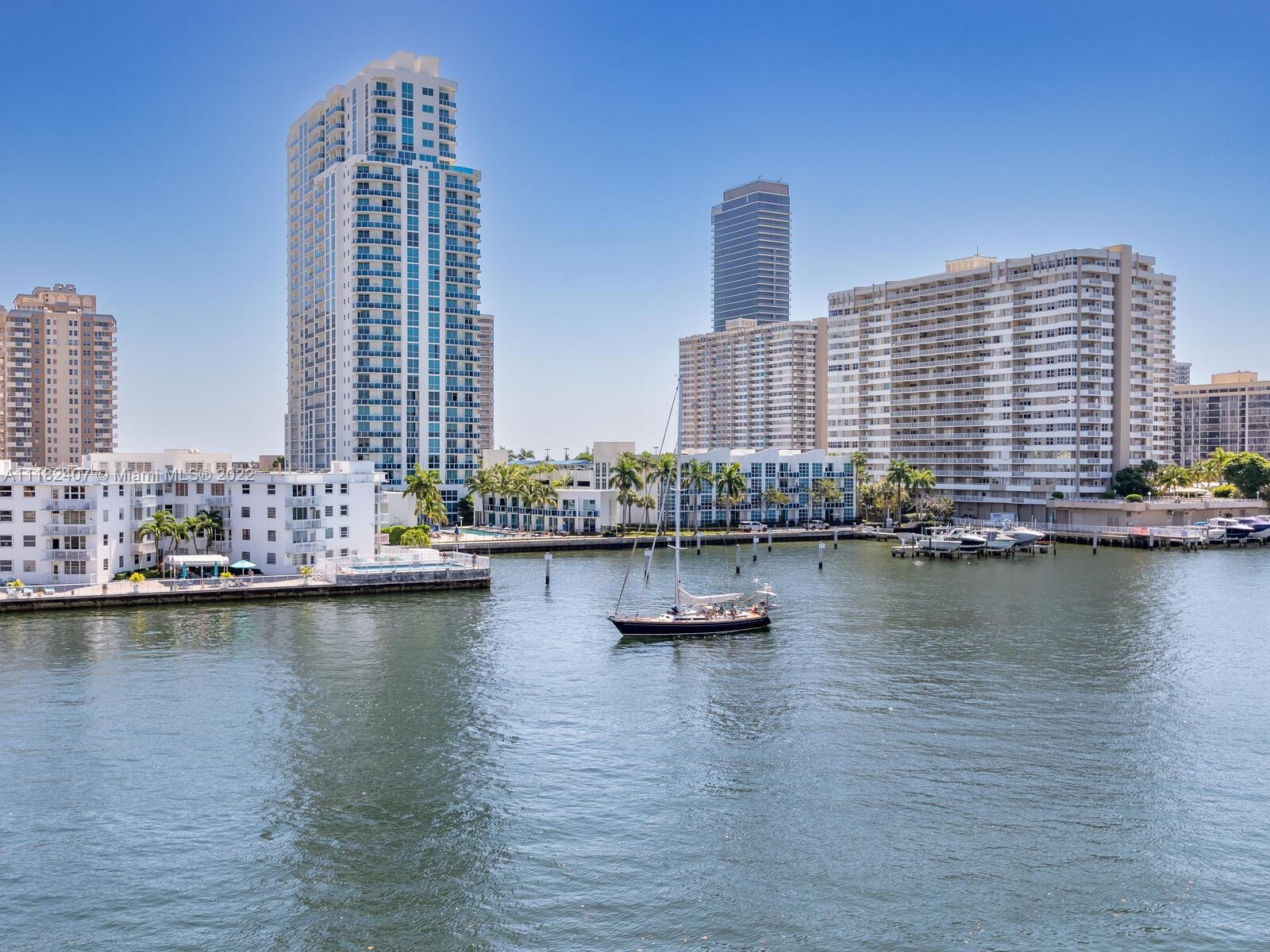 121 Golden Isles Dr, Hallandale Beach, Florida 33009, 2 Bedrooms Bedrooms, ,2 BathroomsBathrooms,Residential,Sold,DORSEY ARMS CONDO,Golden Isles Dr,A11182407