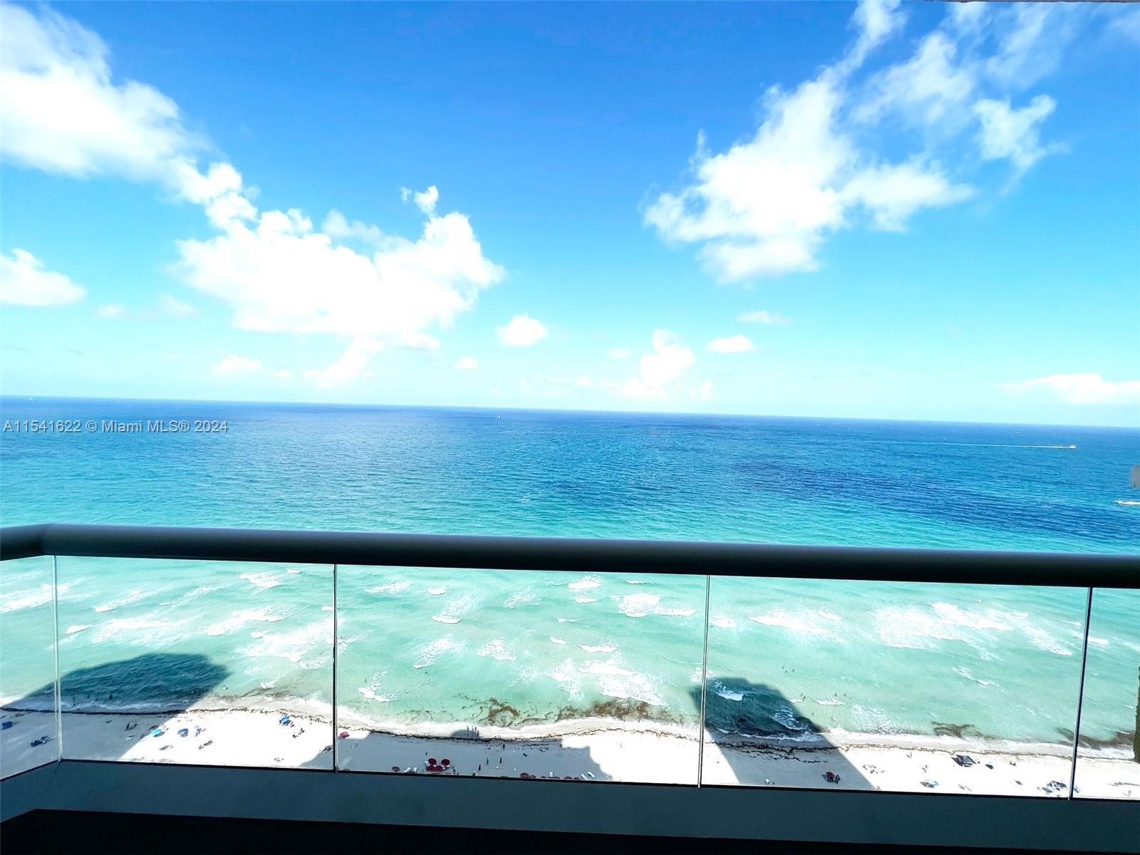 17875 Collins Ave, Sunny Isles Beach, Florida 33160, 3 Bedrooms Bedrooms, ,3 BathroomsBathrooms,Residential Lease,For Rent,ACQUALINA OCEAN RESIDENCE,Collins Ave,A11541622