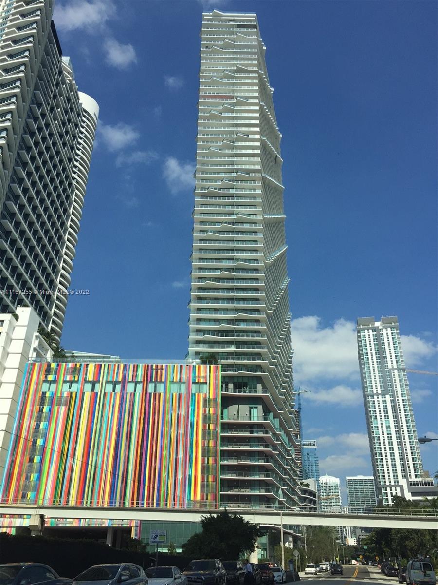 1300 Miami Ave, Miami, Florida 33130, 2 Bedrooms Bedrooms, ,2 BathroomsBathrooms,Residential,Sold,SLS AT BRICKELL,Miami Ave,A11167255