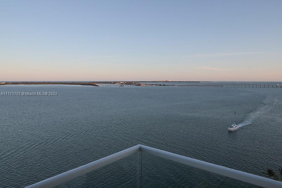 800 Claughton Island Dr, Miami, Florida 33131, 3 Bedrooms Bedrooms, ,4 BathroomsBathrooms,Residential,Sold,ST LOUIS CONDO,Claughton Island Dr,A11171707