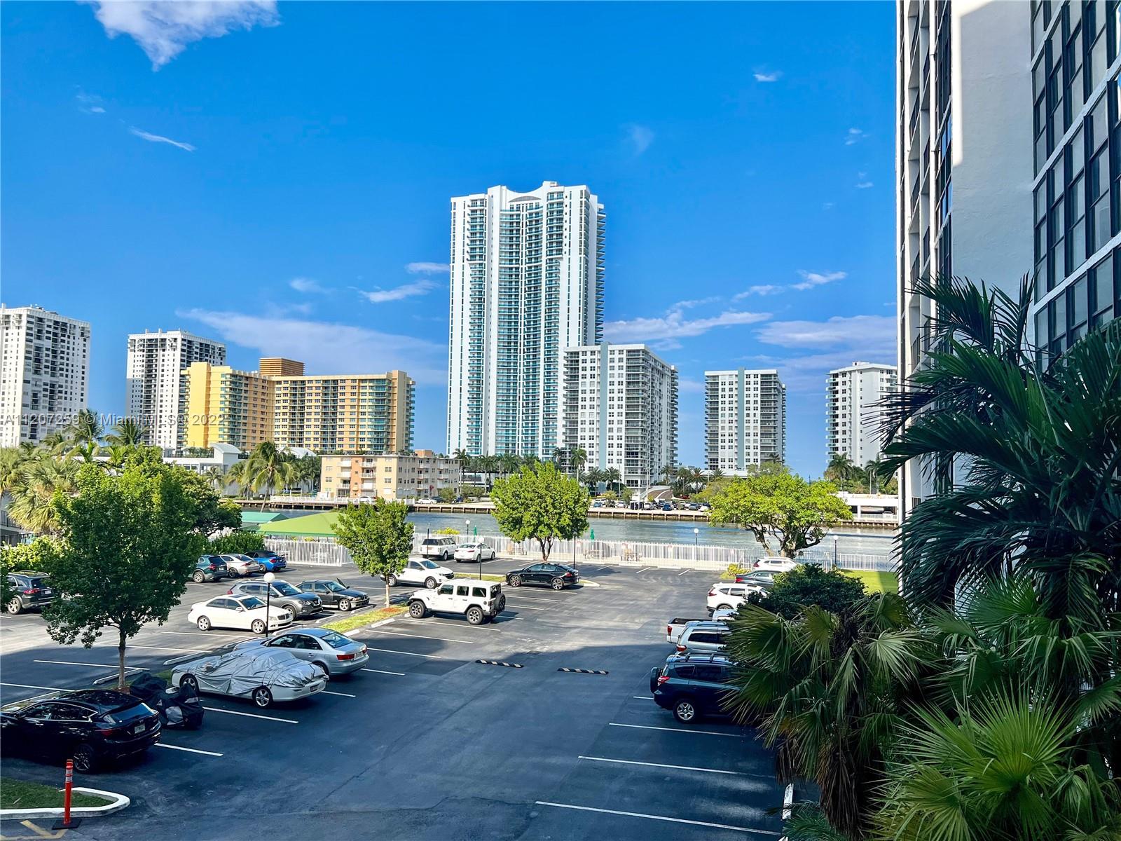 800 Parkview Dr, Hallandale Beach, Florida 33009, 1 Bedroom Bedrooms, ,1 BathroomBathrooms,Residential,Sold,Oceanview Park,Parkview Dr,A11207259