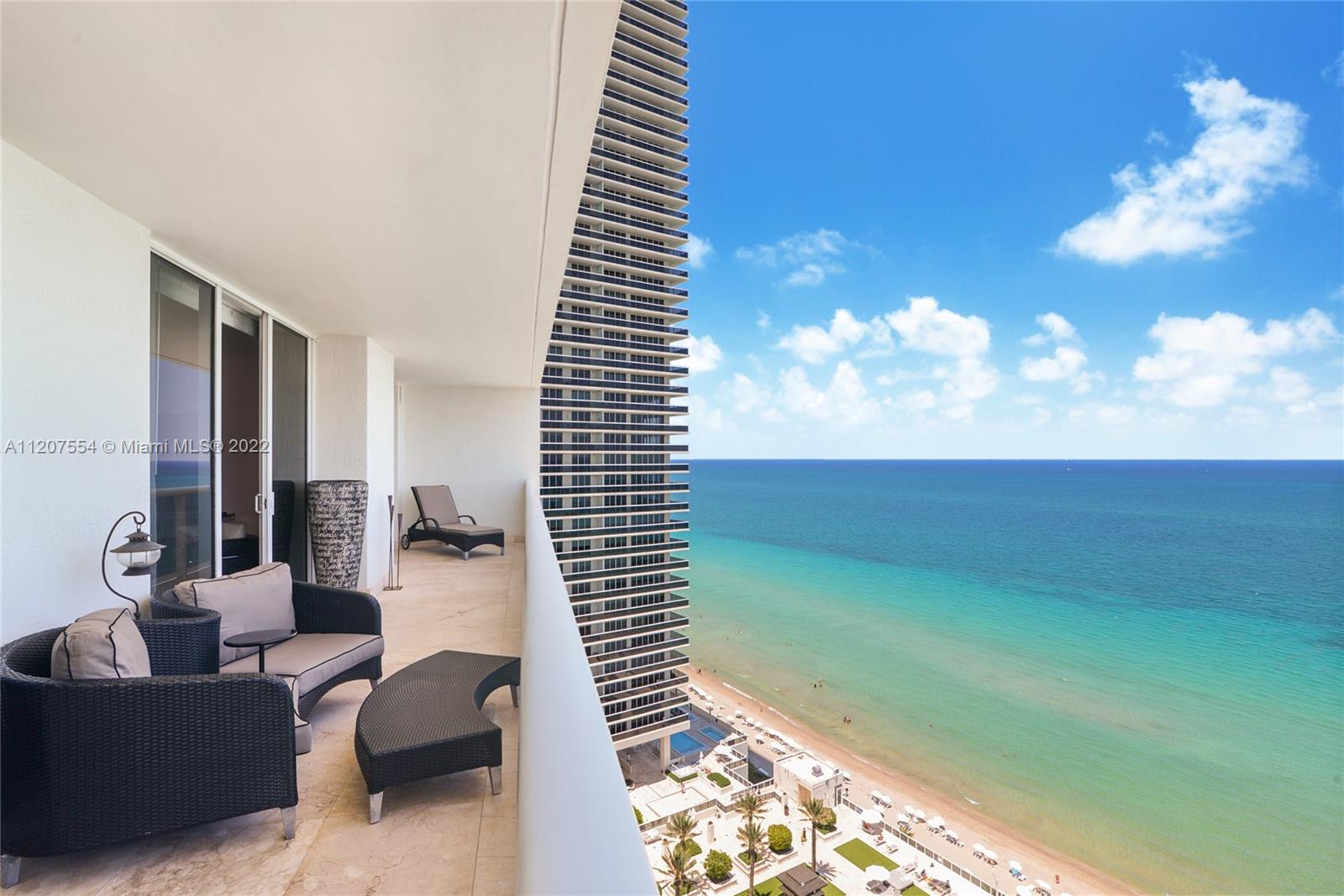 1850 Ocean Dr, Hallandale Beach, Florida 33009, 3 Bedrooms Bedrooms, ,3 BathroomsBathrooms,Residential,Sold,BEACH CLUB ONE,Ocean Dr,A11207554