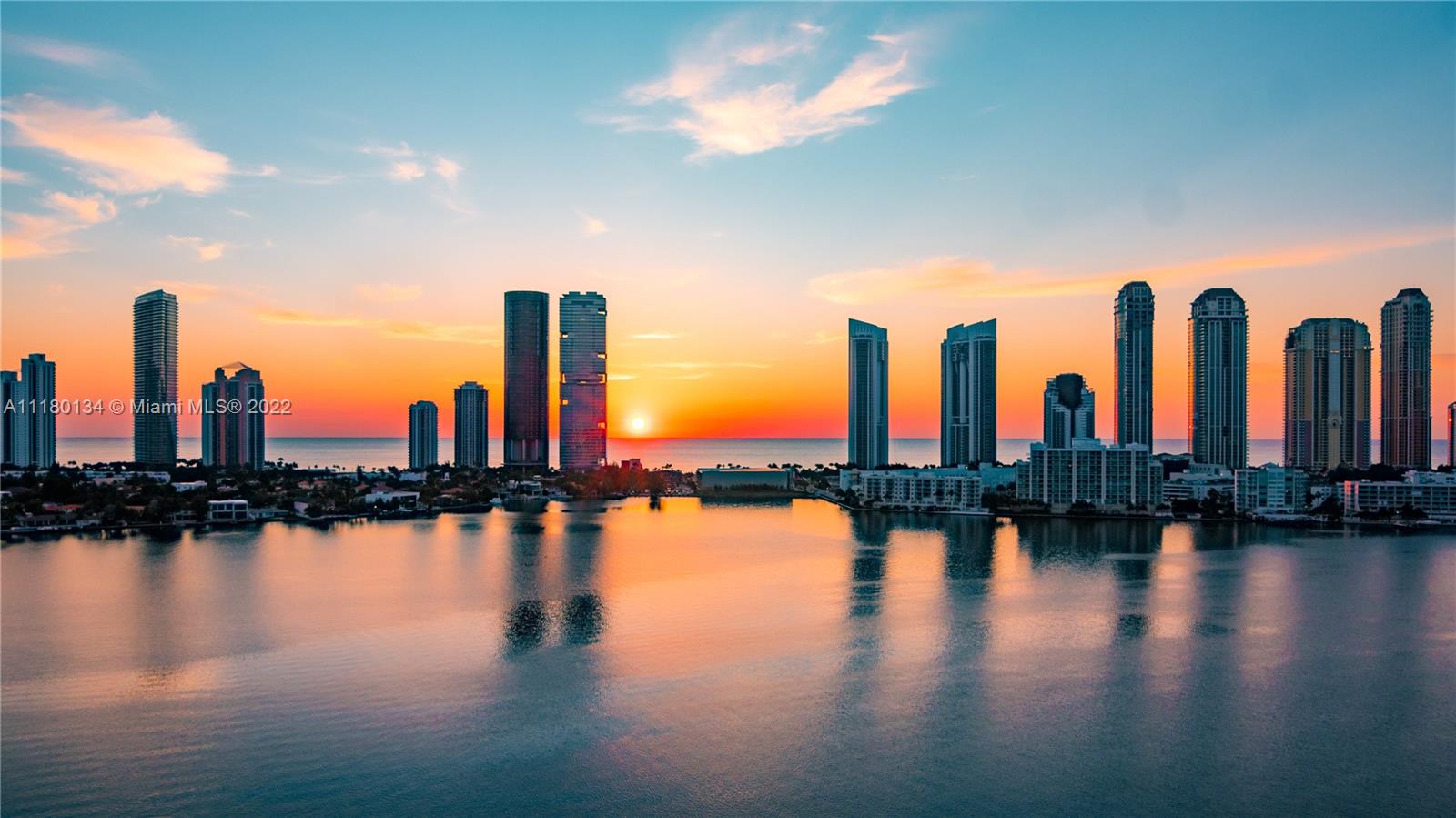 5000 Island Estates Dr, Aventura, Florida 33160, 4 Bedrooms Bedrooms, ,5 BathroomsBathrooms,Residential,Sold,PRIVE NORTH,Island Estates Dr,A11180134