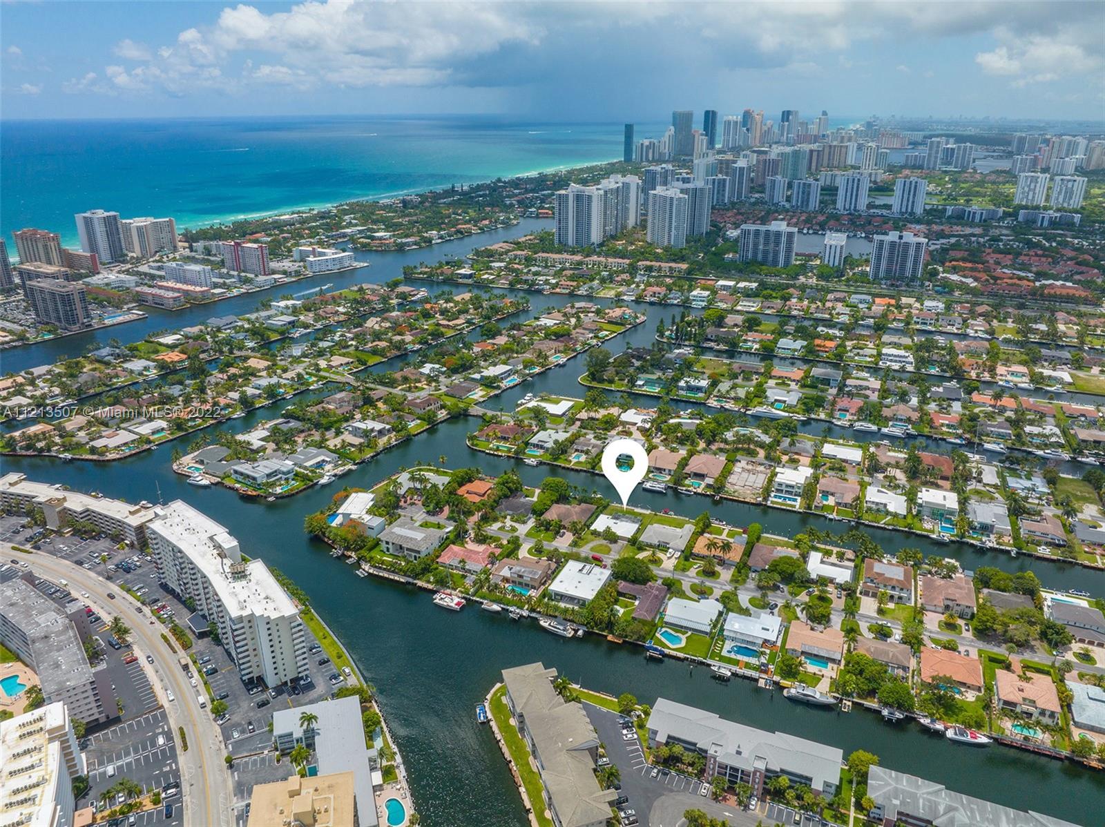 425 Tamarind Dr, Hallandale Beach, Florida 33009, 3 Bedrooms Bedrooms, ,2 BathroomsBathrooms,Residential,Sold,GOLDEN ISLES,Tamarind Dr,A11213507