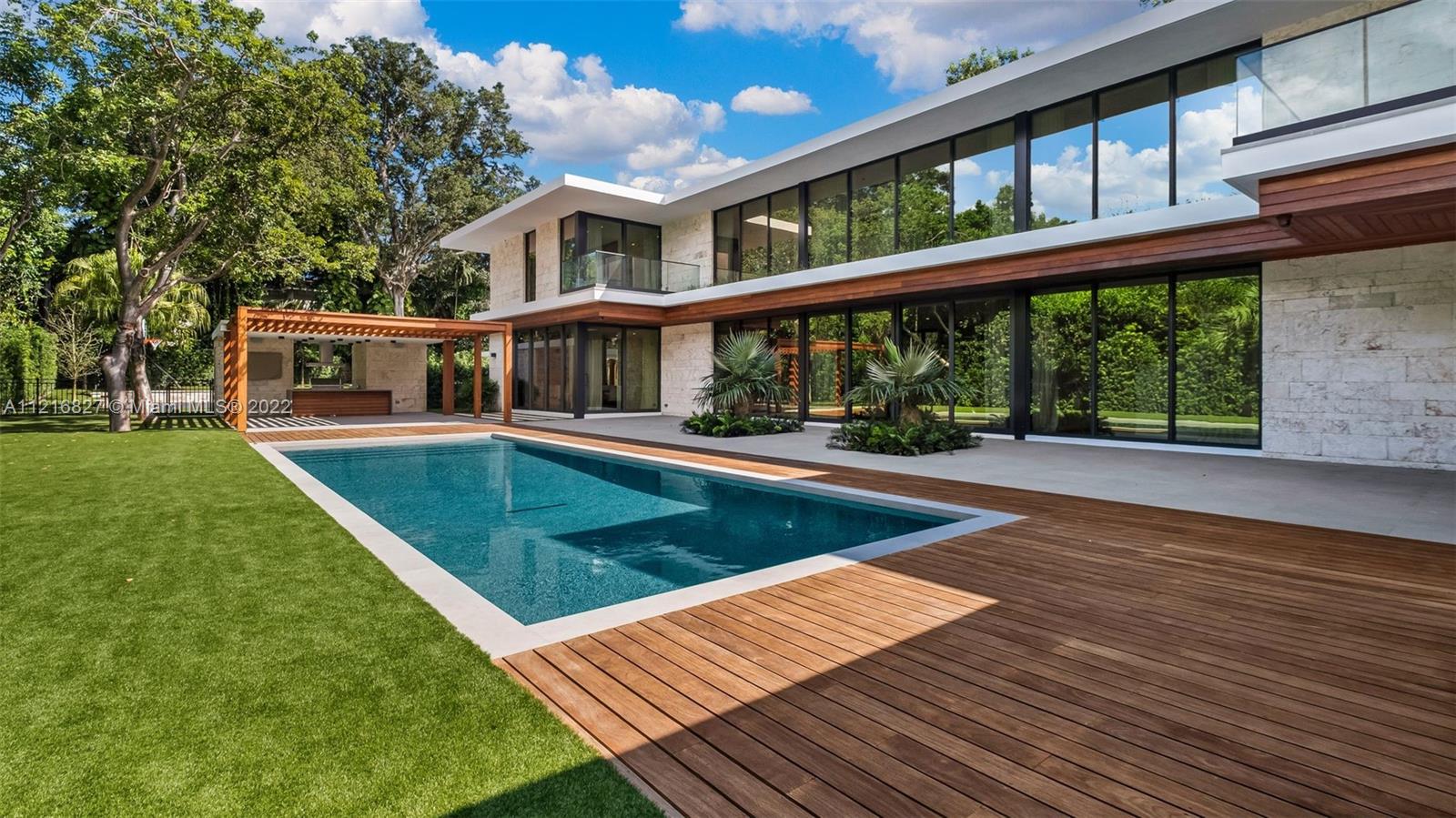 9261 School House Rd, Coral Gables, Florida 33156, 7 Bedrooms Bedrooms, ,6 BathroomsBathrooms,Residential,Sold,HAMMOCK PARK,School House Rd,A11216827
