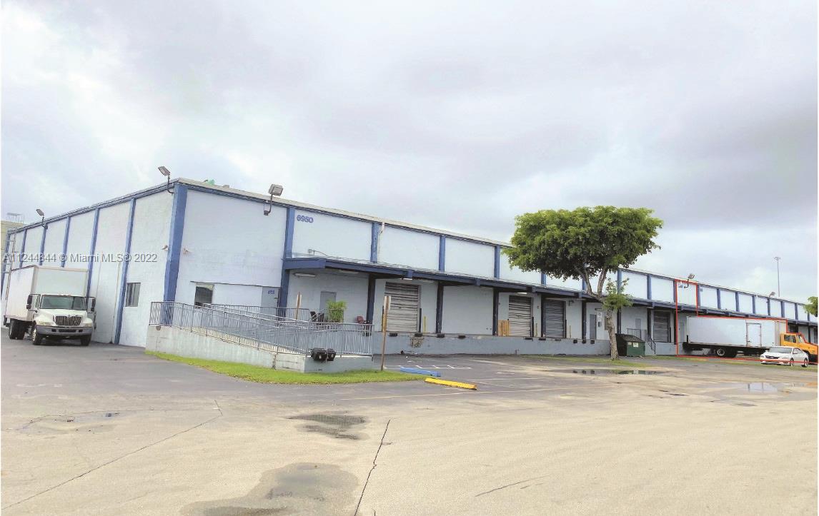 6954 12th St, Miami, Florida 33126, ,Commercial Sale,Sold,12th St,A11244844