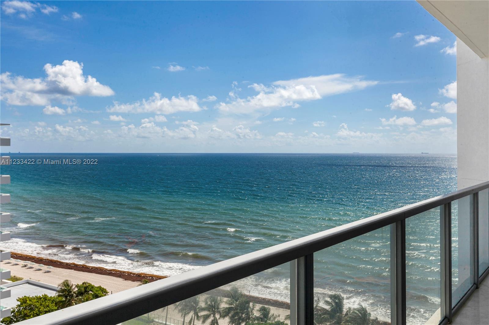 3101 Ocean Dr, Hollywood, Florida 33019, 2 Bedrooms Bedrooms, ,3 BathroomsBathrooms,Residential,Sold,OCEAN PALMS CONDO,Ocean Dr,A11233422