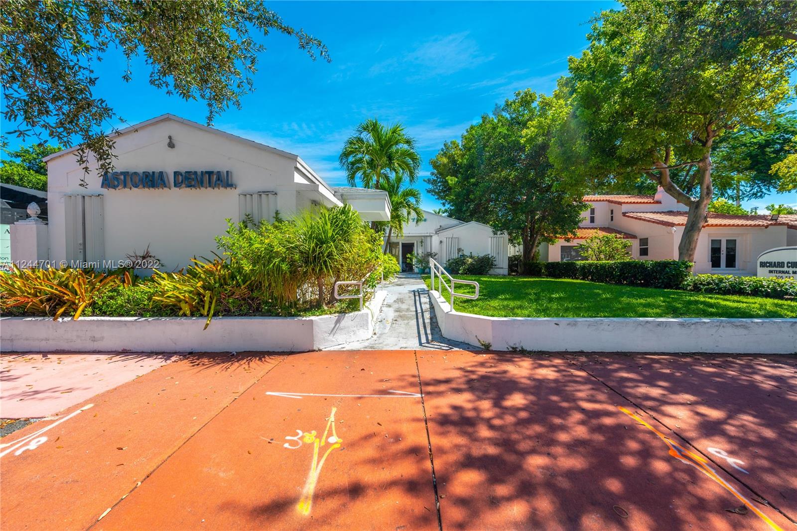 1235 Alton Rd, Miami Beach, Florida 33139, ,Commercial Sale,Sold,Alton Rd,A11244701