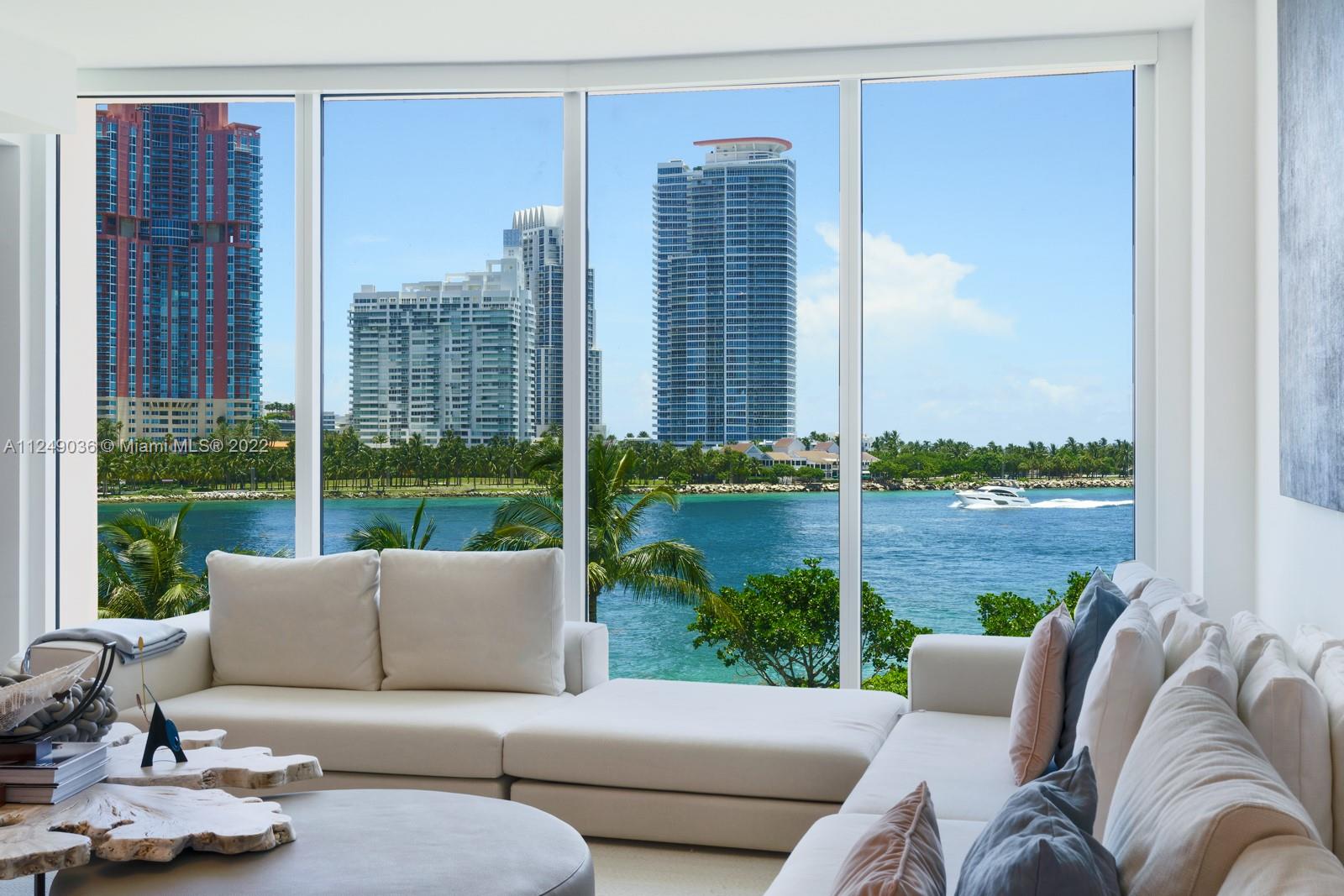 6835 Fisher Island Dr, Fisher Island, Florida 33109, 3 Bedrooms Bedrooms, ,3 BathroomsBathrooms,Residential,Sold,PALAZZO DELLA LUNA,Fisher Island Dr,A11249036