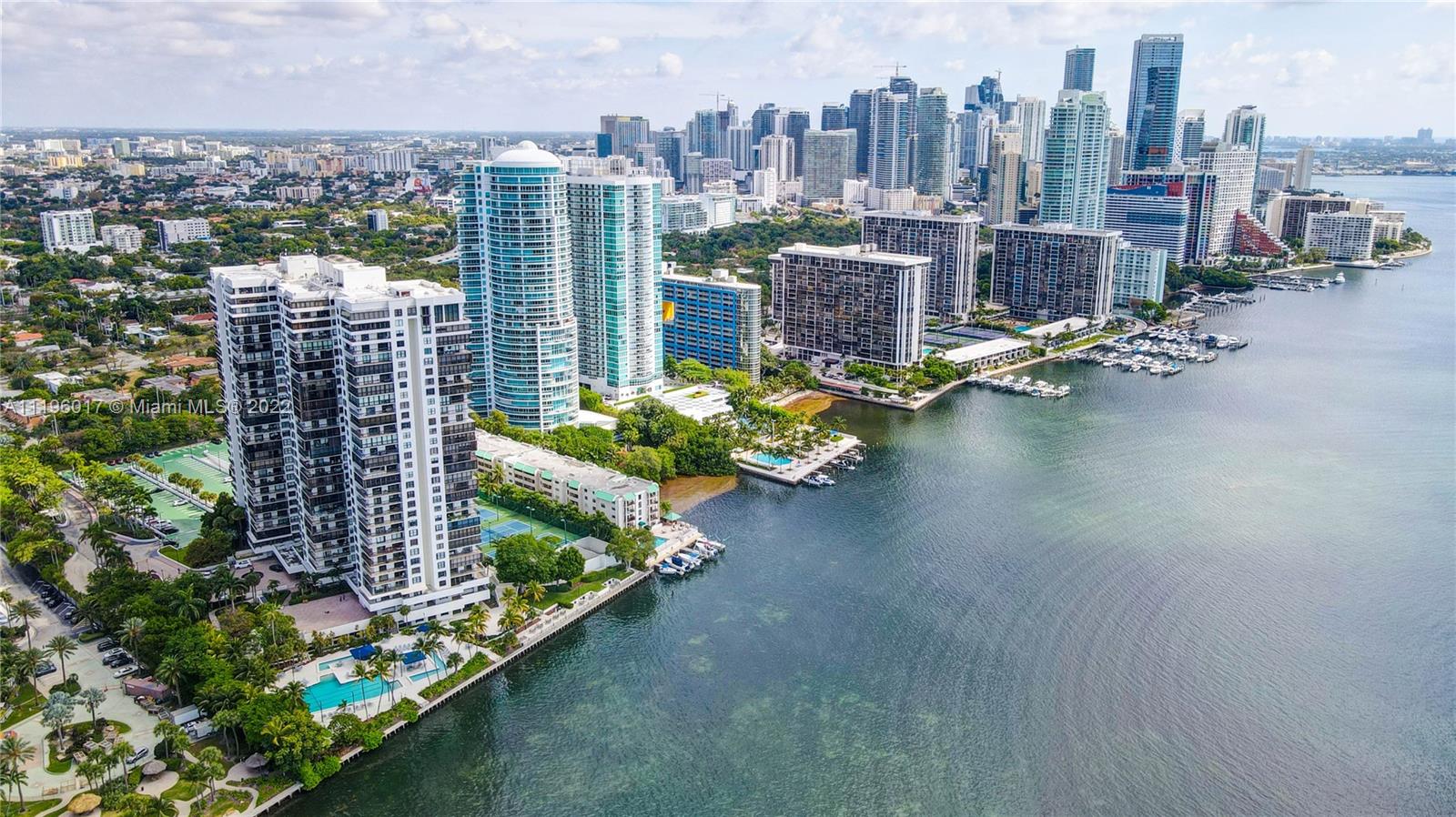 2333 Brickell Ave, Miami, Florida 33129, 3 Bedrooms Bedrooms, ,4 BathroomsBathrooms,Residential,Sold,BRICKELL BAY CLUB,Brickell Ave,A11196017