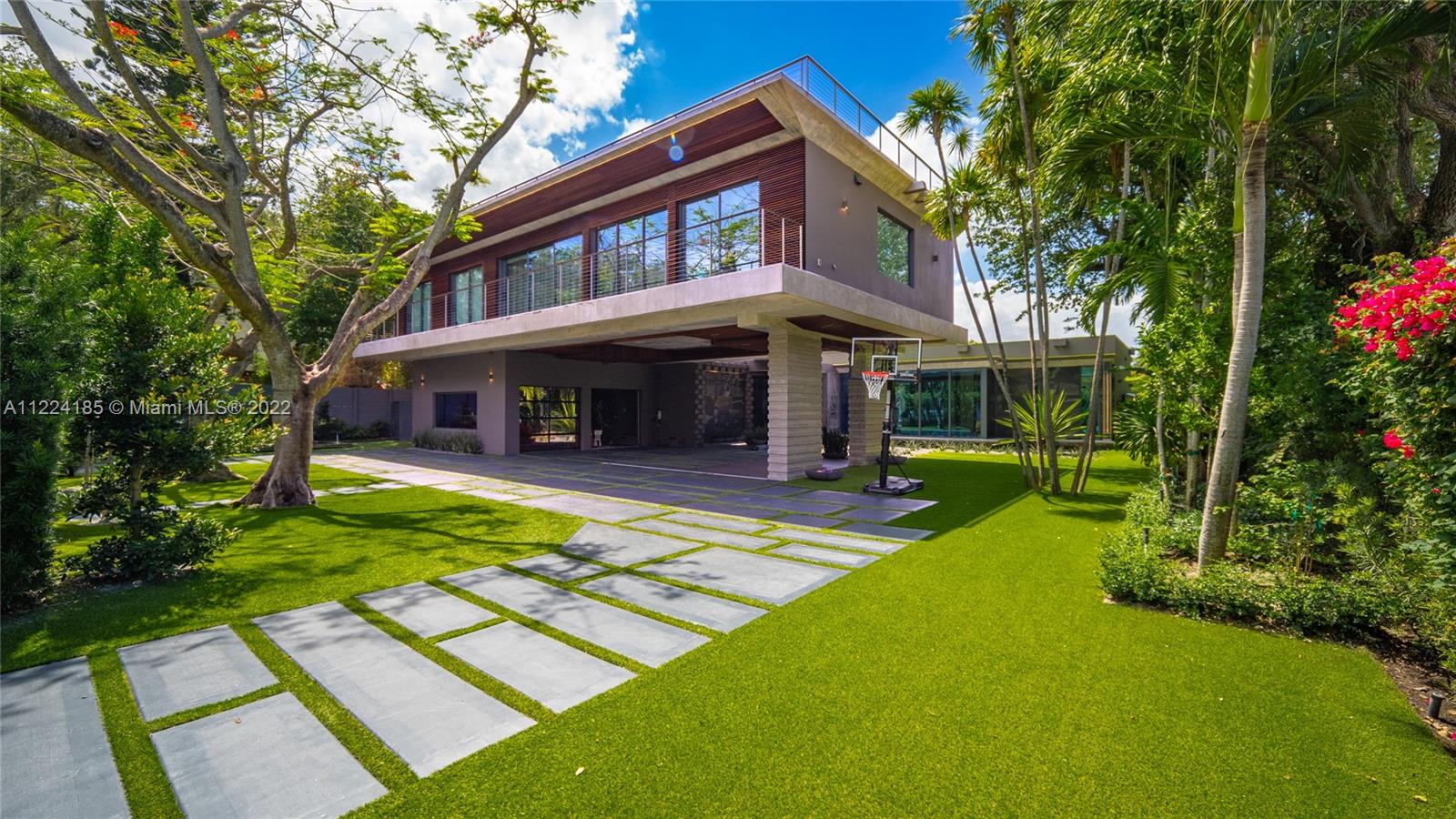 2900 Brickell Ave, Miami, Florida 33129, 7 Bedrooms Bedrooms, ,7 BathroomsBathrooms,Residential,Sold,BRICKELL FLAGLER,Brickell Ave,A11224185