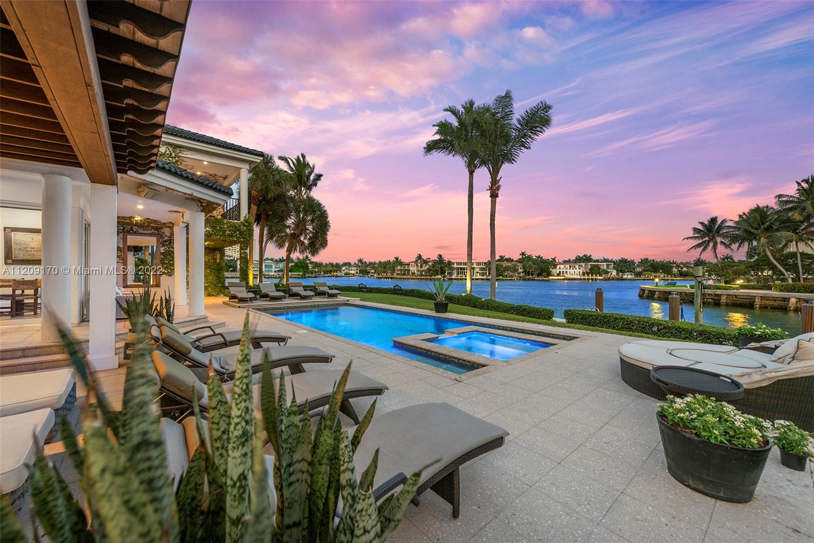 101 Holiday Dr, Hallandale Beach, Florida 33009, 7 Bedrooms Bedrooms, ,9 BathroomsBathrooms,Residential,Sold,GOLDEN ISLES,Holiday Dr,A11209170