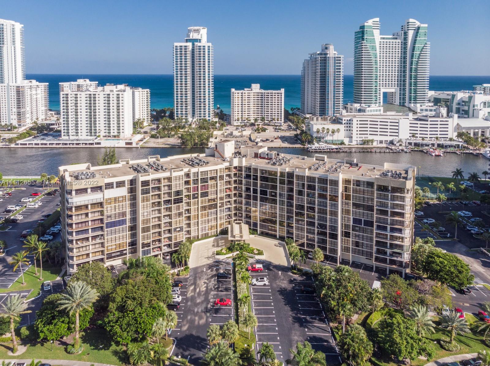 600 Parkview Dr, Hallandale Beach, Florida 33009, 2 Bedrooms Bedrooms, ,2 BathroomsBathrooms,Residential,Sold,TOWERS OF OCEANVIEW,Parkview Dr,A11112655