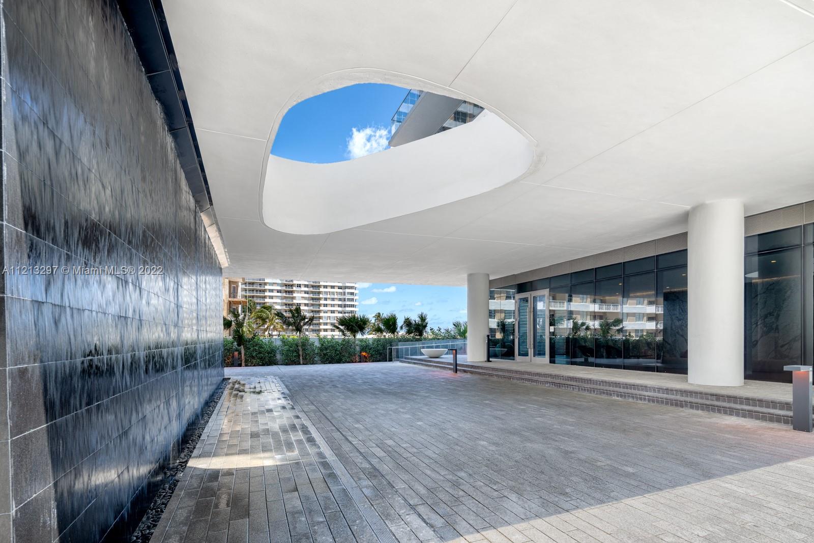 2000 Ocean Dr, Hallandale Beach, Florida 33009, 3 Bedrooms Bedrooms, ,3 BathroomsBathrooms,Residential,Sold,2000 Ocean,Ocean Dr,A11213297