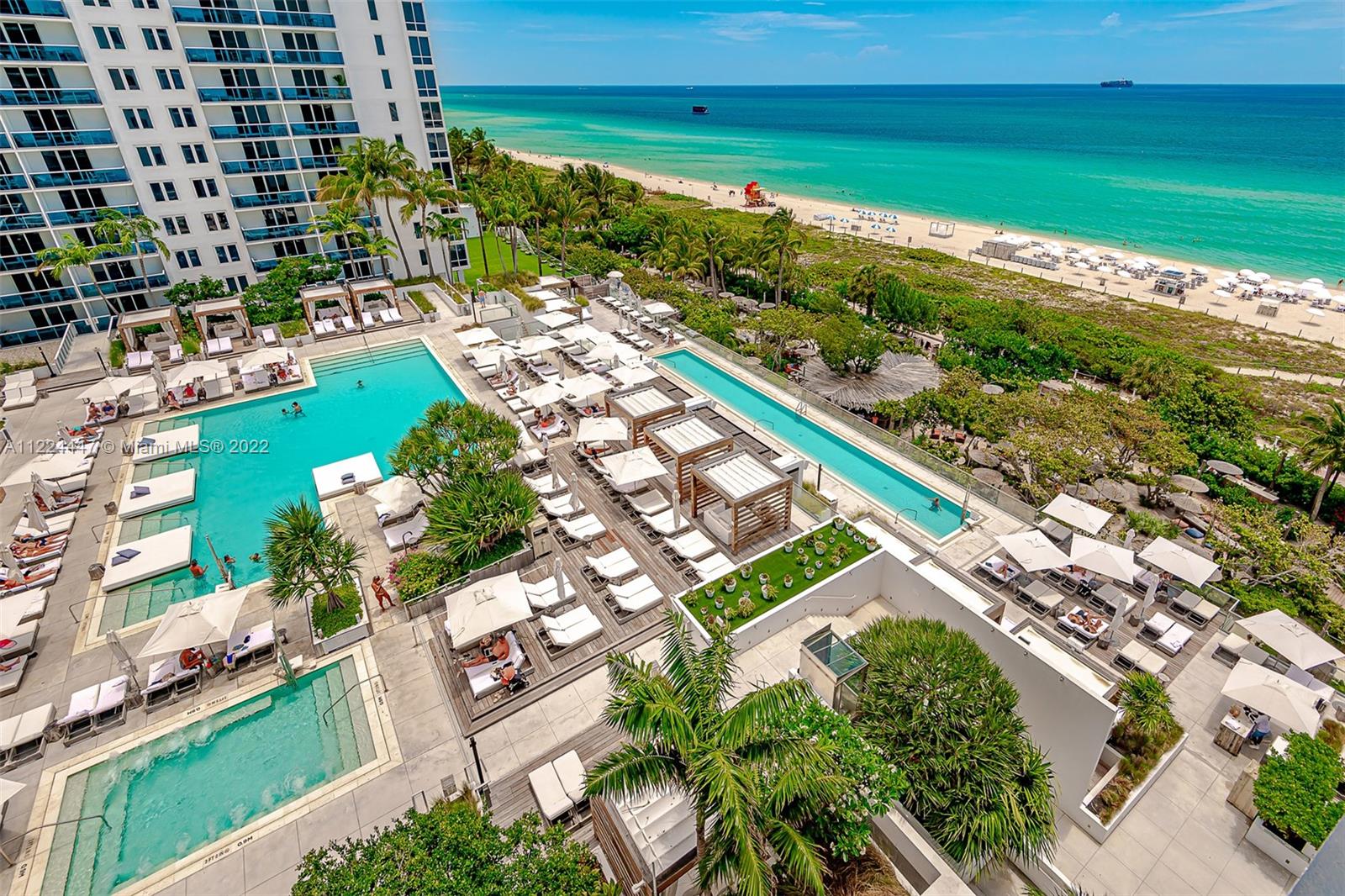 2301 Collins Ave, Miami Beach, Florida 33139, ,1 BathroomBathrooms,Residential,Sold,RONEY PALACE CONDO,Collins Ave,A11224447