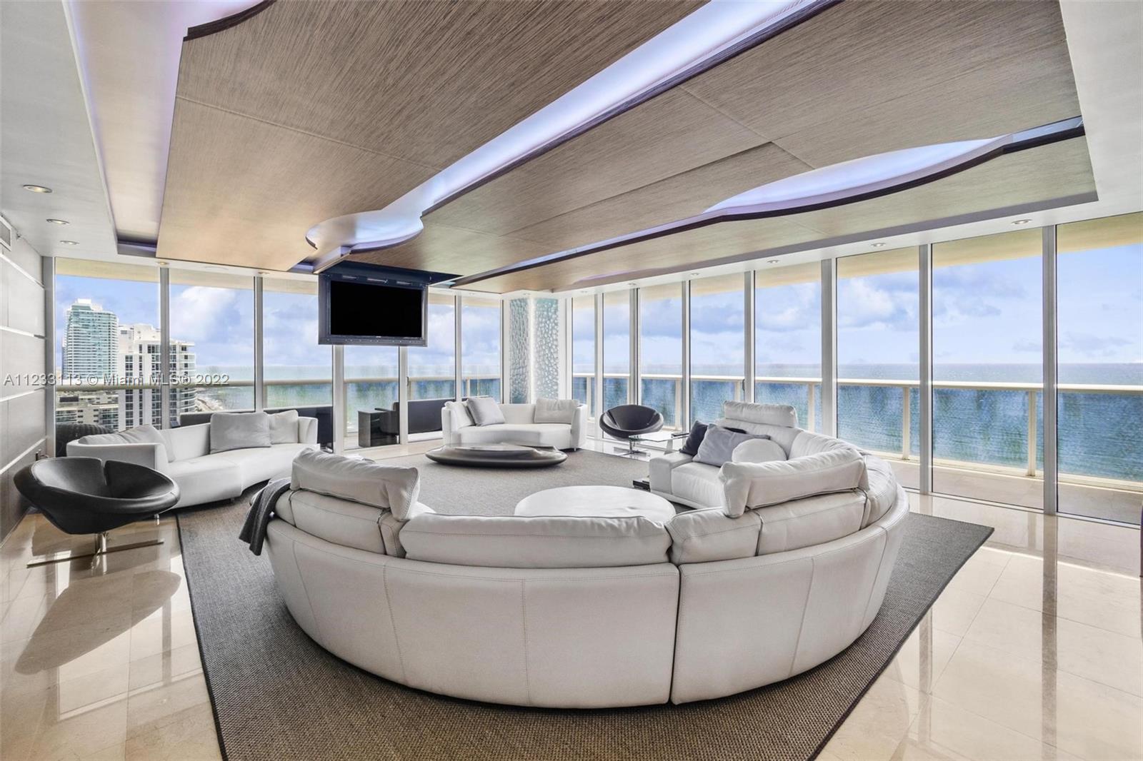 1830 Ocean Dr, Hallandale Beach, Florida 33009, 3 Bedrooms Bedrooms, ,3 BathroomsBathrooms,Residential,Sold,BEACH CLUB TWO,Ocean Dr,A11233113