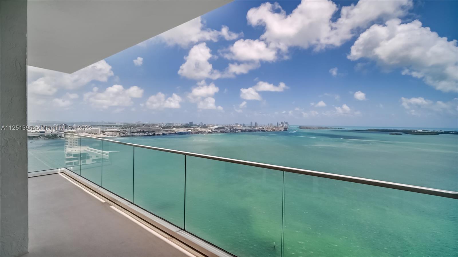 800 Claughton Island Dr, Miami, Florida 33131, 4 Bedrooms Bedrooms, ,4 BathroomsBathrooms,Residential,Sold,ST. LOUIS CONDO,Claughton Island Dr,A11251396