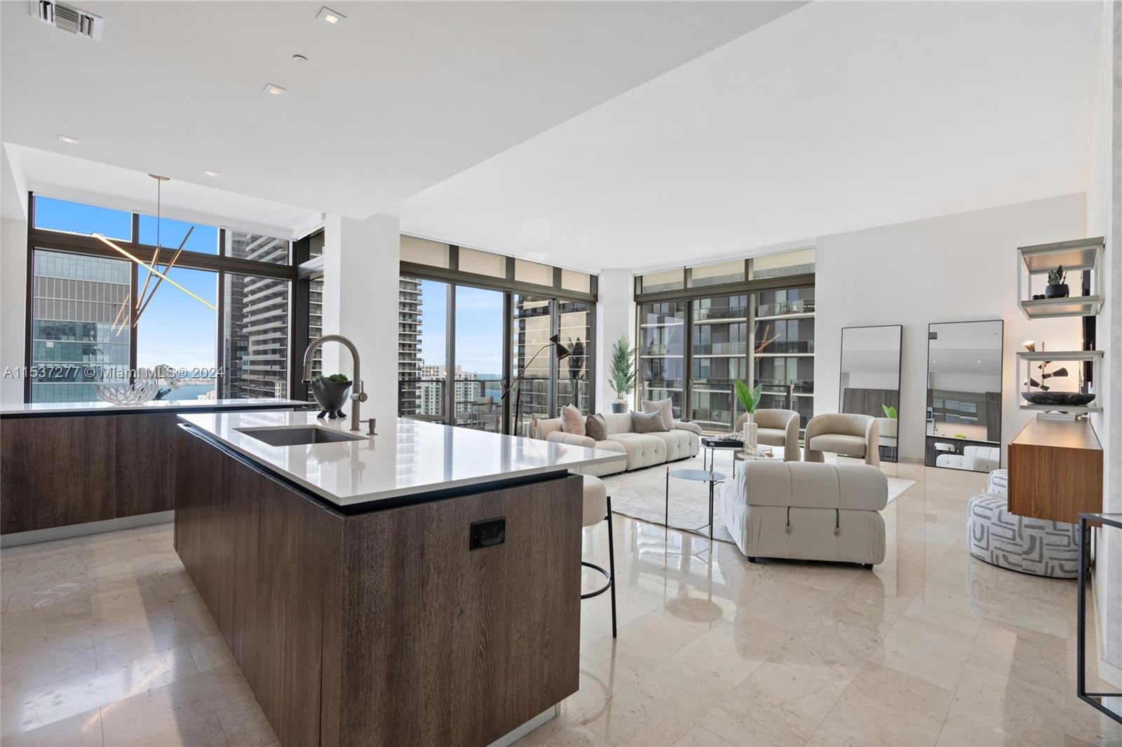 88 7 Street, Miami, Florida 33130, 4 Bedrooms Bedrooms, ,4 BathroomsBathrooms,Residential,Sold,RISE CONDOMINIUM,7 Street,A11537277