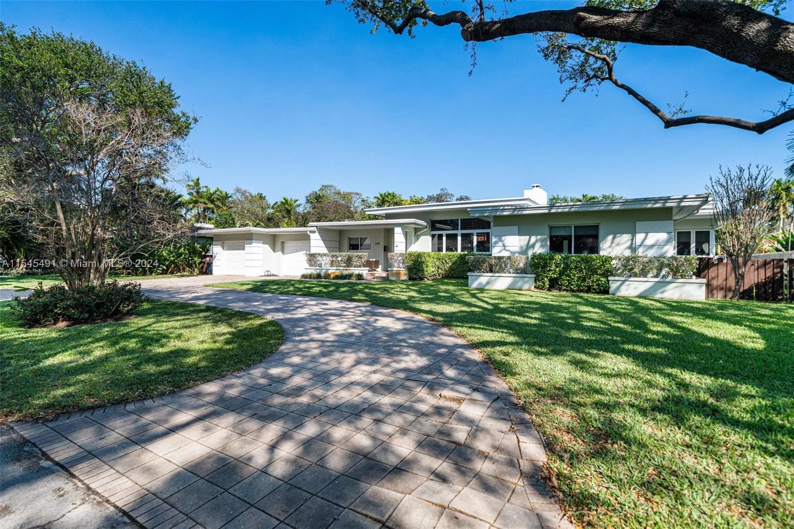 1249 97th St, Miami Shores, Florida 33138, 3 Bedrooms Bedrooms, ,2 BathroomsBathrooms,Residential,Sold,EARLETON SHORES,97th St,A11545491