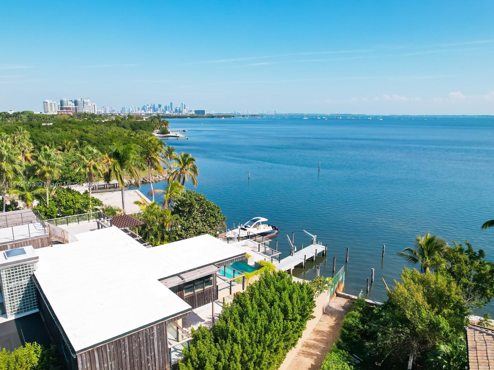 3500 Bay Homes Dr, Miami, Florida 33133, 5 Bedrooms Bedrooms, ,5 BathroomsBathrooms,Residential,Sold,BAY HOMES SUB DB 338-23,Bay Homes Dr,A11142153