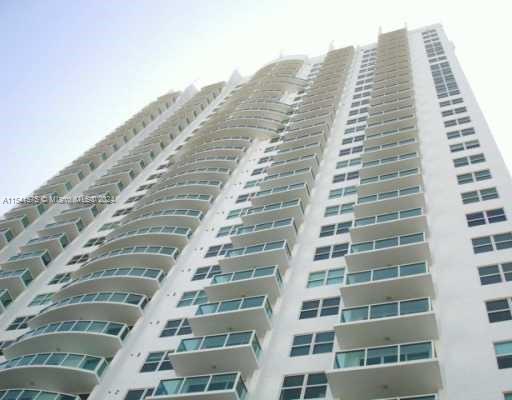31 5th St, Miami, Florida 33131, 1 Bedroom Bedrooms, ,1 BathroomBathrooms,Residential Lease,For Rent,BRICKELL ON THE RIVER N T,5th St,A11541575