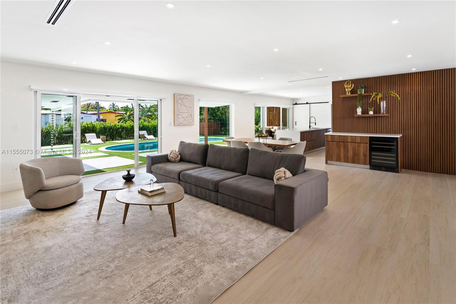 2350 193rd St, Miami, Florida 33180, 4 Bedrooms Bedrooms, ,4 BathroomsBathrooms,Residential Lease,For Rent,ENCHANTED LAKE SEC 4,193rd St,A11555073