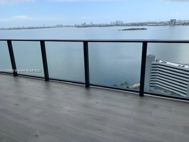 650 32nd St, Miami, Florida 33137, 2 Bedrooms Bedrooms, ,3 BathroomsBathrooms,Residential,Sold,PARAISO BAY,32nd St,A11299831