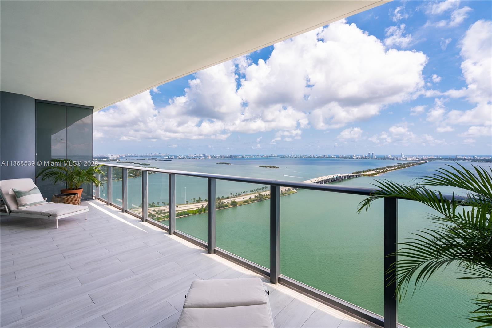 3131 7th Ave, Miami, Florida 33137, 3 Bedrooms Bedrooms, ,3 BathroomsBathrooms,Residential,Sold,ONE PARAISO CONDO,7th Ave,A11368539