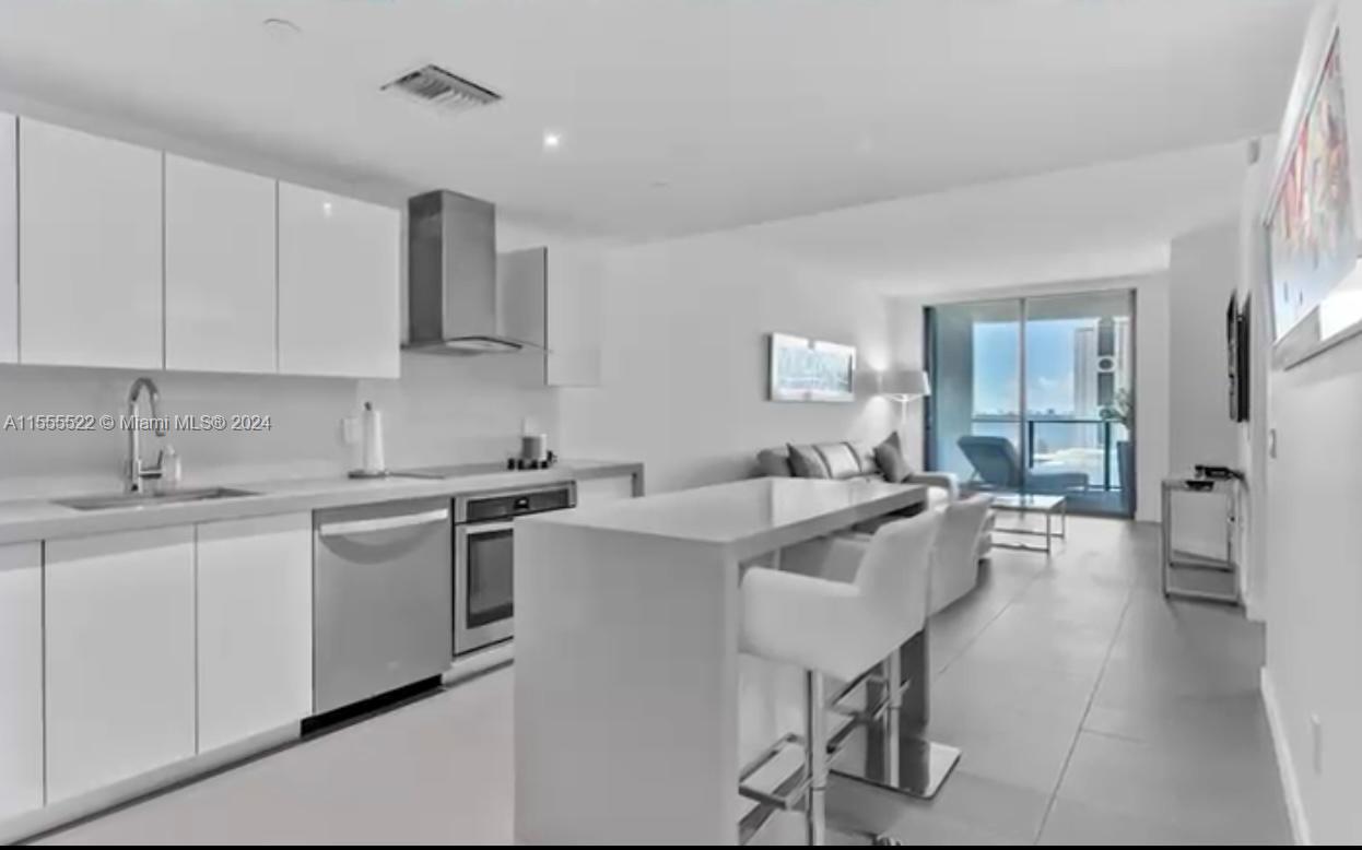 1600 1st Ave, Miami, Florida 33132, 1 Bedroom Bedrooms, ,1 BathroomBathrooms,Residential Lease,For Rent,CANVAS CONDO,1st Ave,A11555522