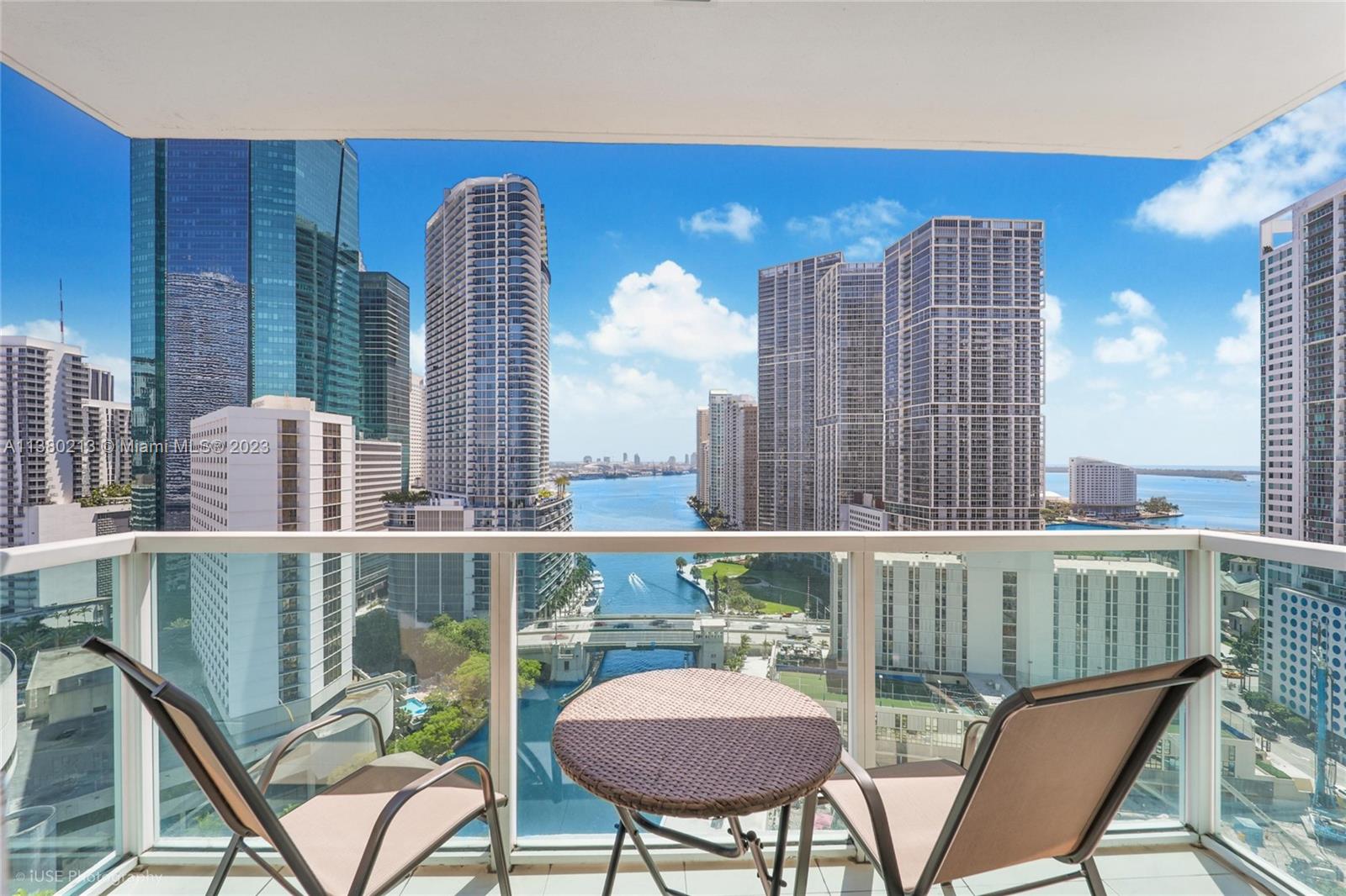 31 5th St, Miami, Florida 33131, 2 Bedrooms Bedrooms, ,2 BathroomsBathrooms,Residential,Sold,BRICKELL ON THE RIVER N T,5th St,A11380213