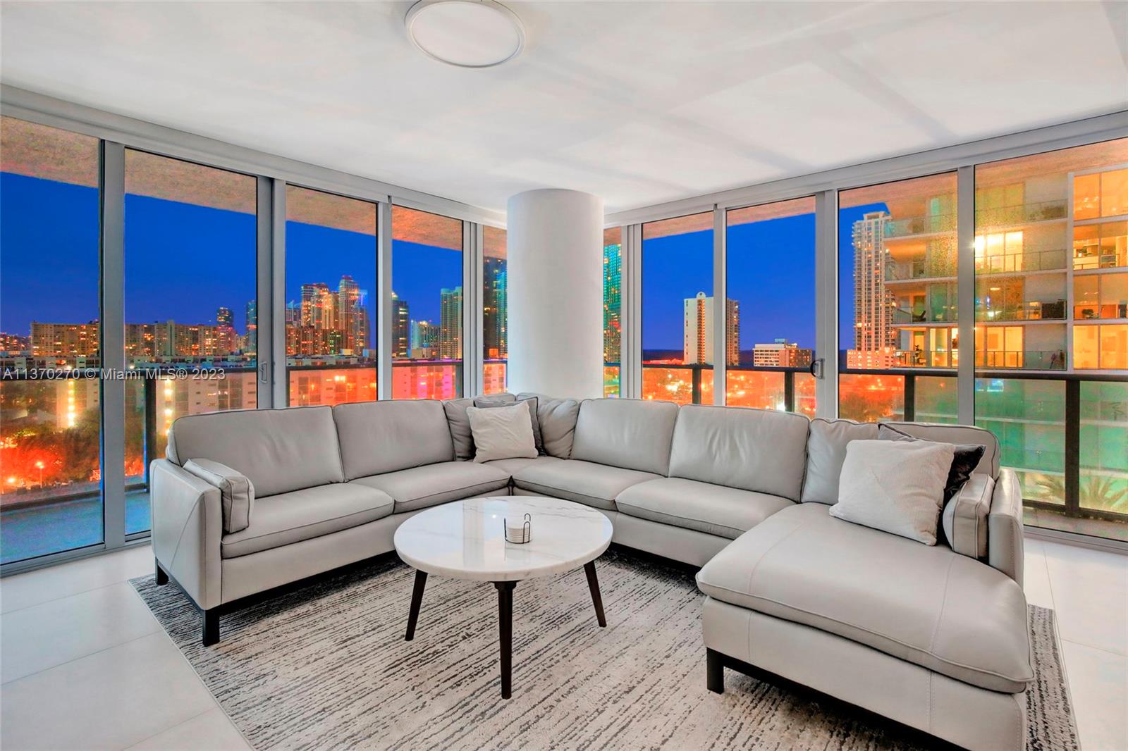 330 Sunny Isles Blvd, Sunny Isles Beach, Florida 33160, 3 Bedrooms Bedrooms, ,3 BathroomsBathrooms,Residential,Sold,PARQUE TOWER,Sunny Isles Blvd,A11370270