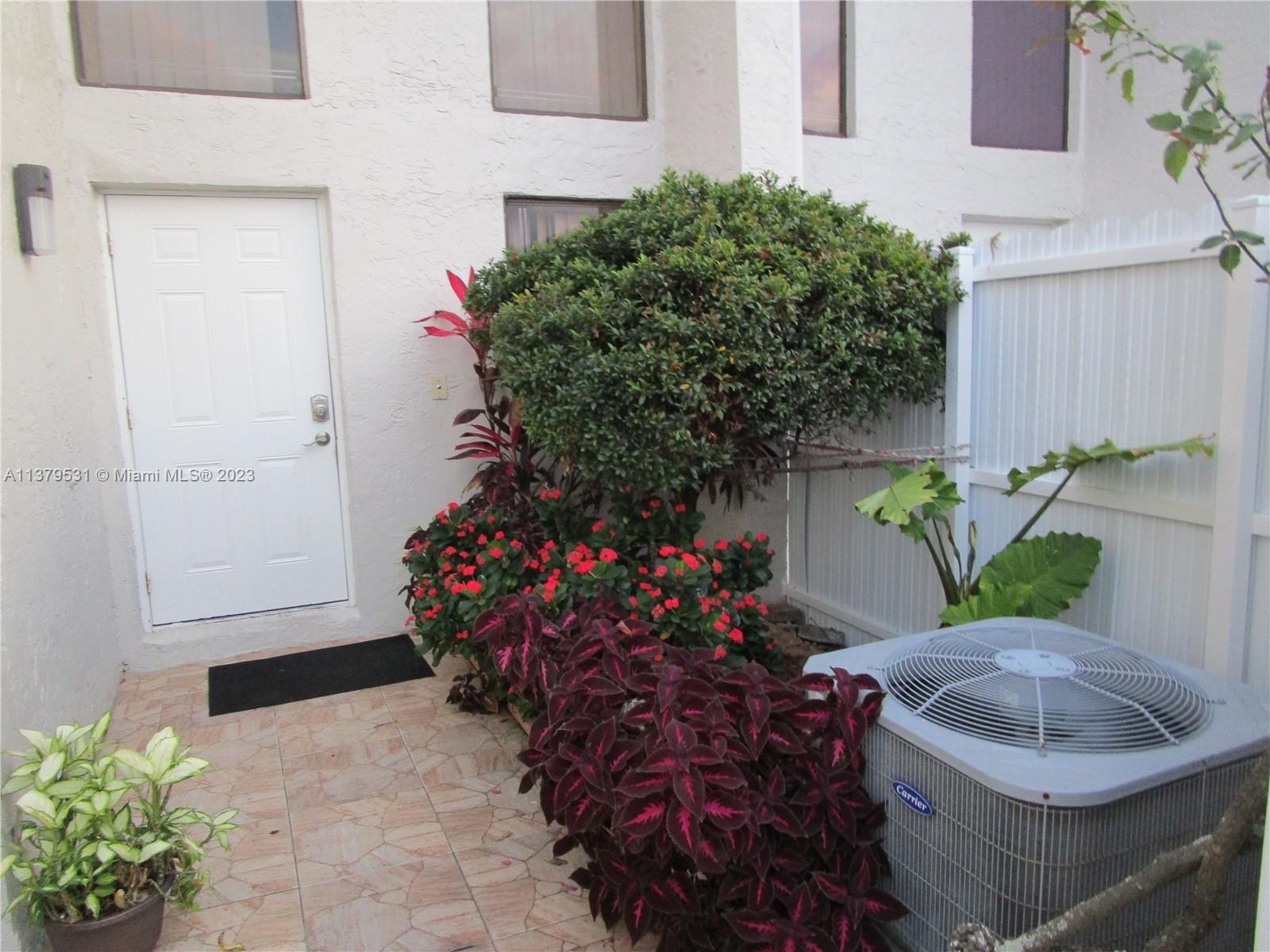 660 195th St, Miami, Florida 33179, 3 Bedrooms Bedrooms, ,2 BathroomsBathrooms,Residential,Sold,GREENS AT THE CALIF CLUB,195th St,A11379531