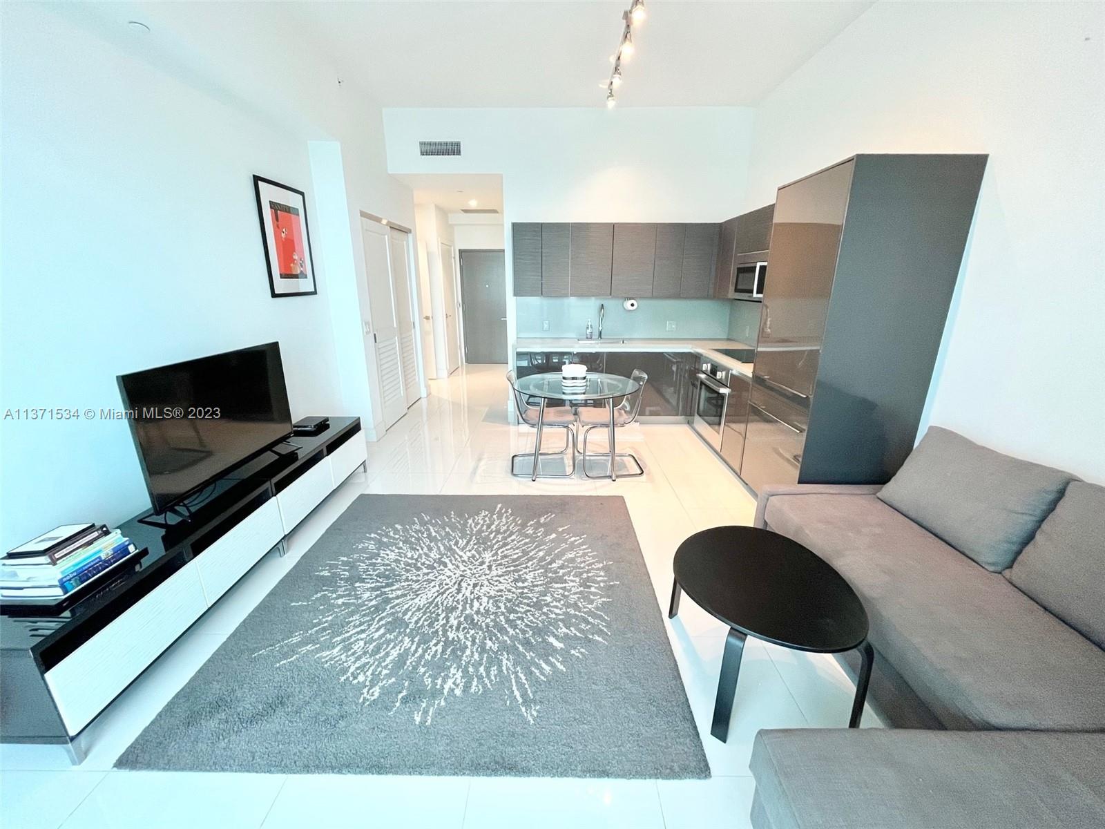 1080 Brickell Ave, Miami, Florida 33131, 1 Bedroom Bedrooms, ,1 BathroomBathrooms,Residential,Sold,THE BOND (1080 BRICKELL),Brickell Ave,A11371534