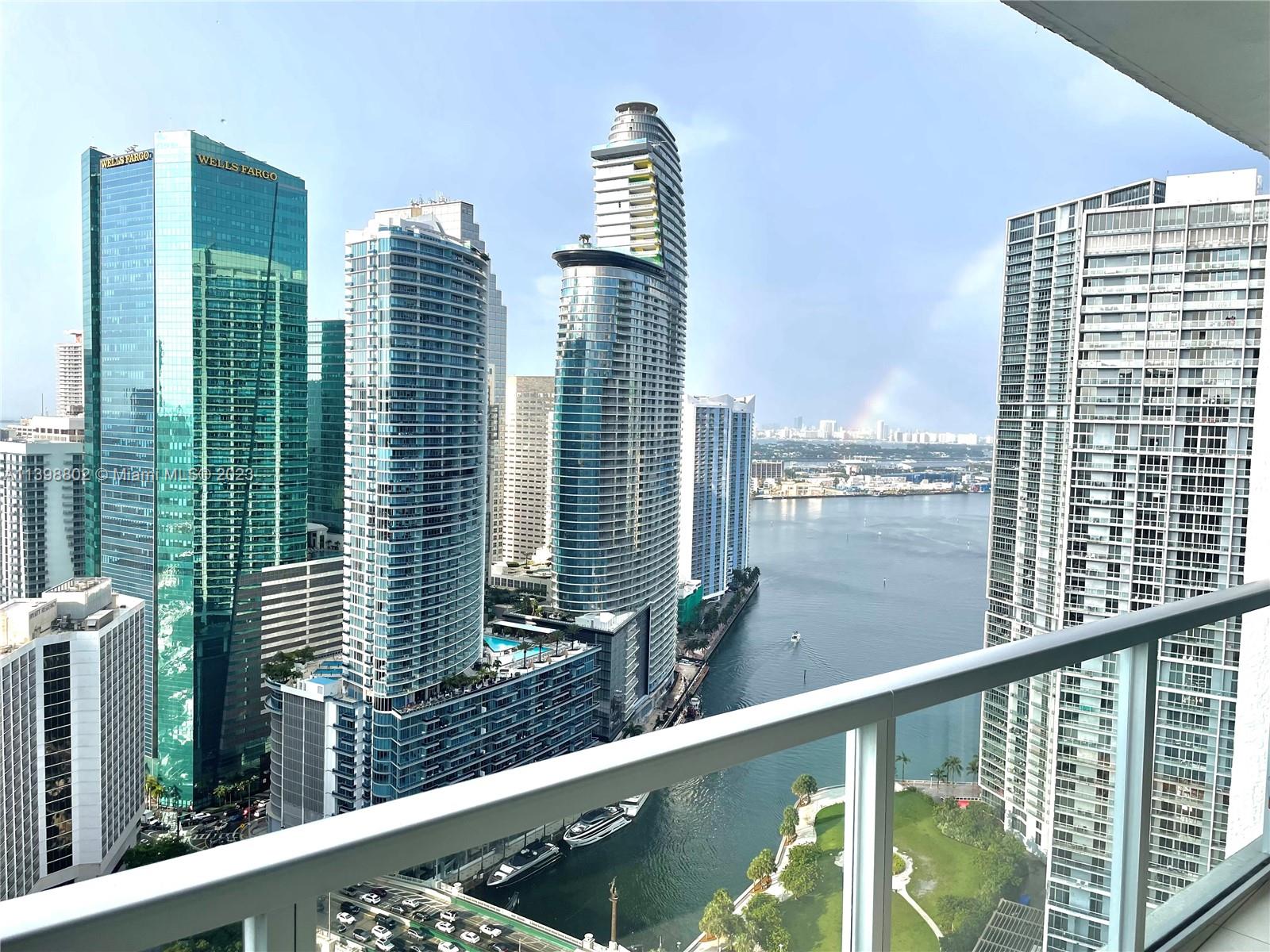 55 6th St, Miami, Florida 33131, 2 Bedrooms Bedrooms, ,2 BathroomsBathrooms,Residential,Sold,500 Brickell,6th St,A11398802
