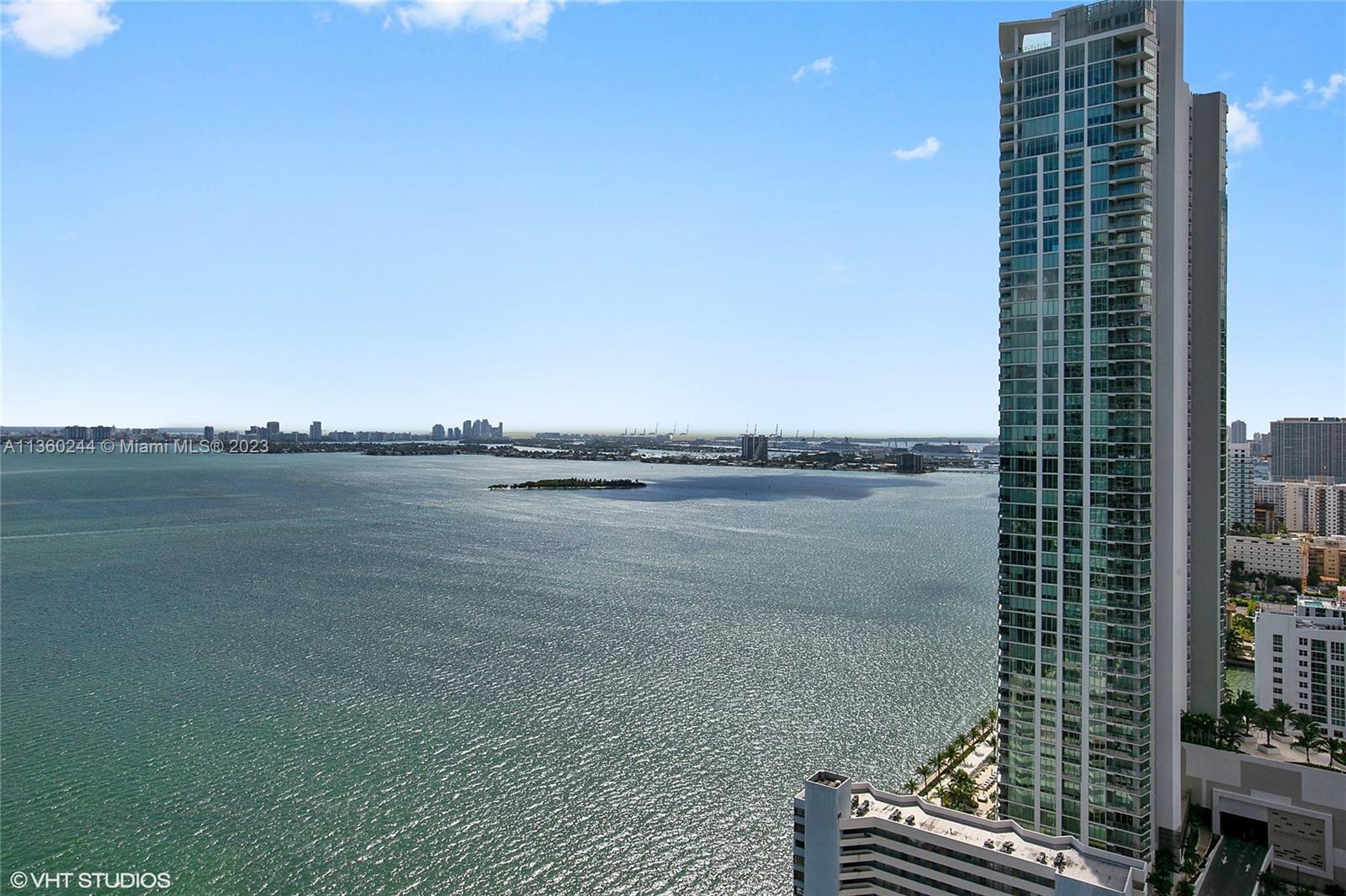 650 32nd St, Miami, Florida 33137, 2 Bedrooms Bedrooms, ,2 BathroomsBathrooms,Residential,Sold,Paraiso Bay,32nd St,A11360244