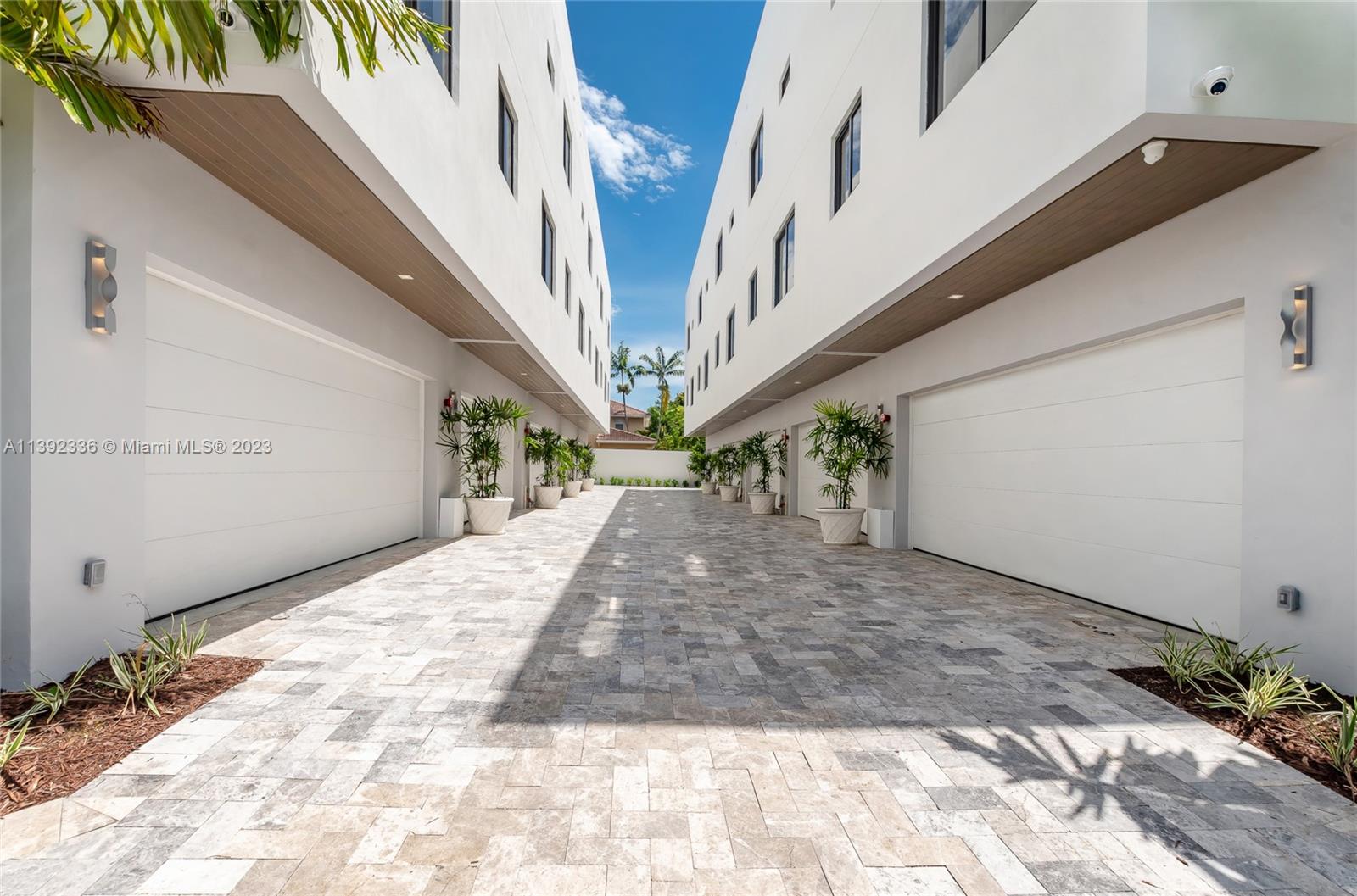 3258 Bird Ave, Miami, Florida 33133, 30 Bedrooms Bedrooms, ,30 BathroomsBathrooms,Residential,Sold,Palmhurst,Bird Ave,A11392336
