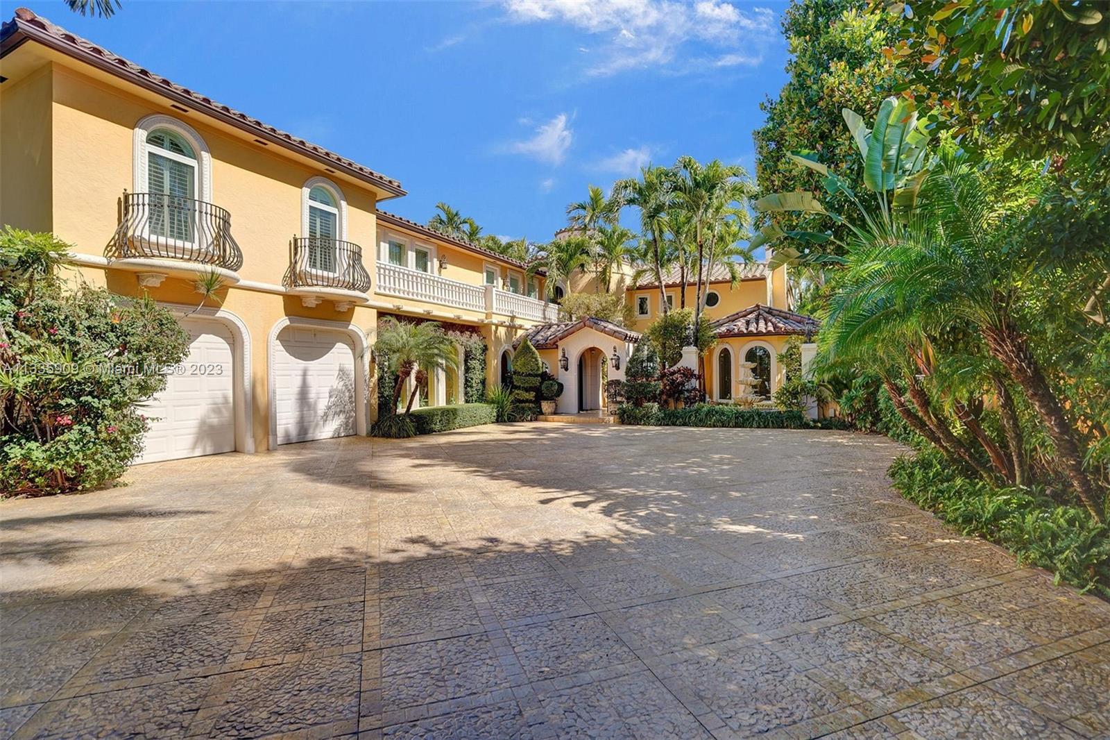 5369 Pine Tree Dr, Miami Beach, Florida 33140, 7 Bedrooms Bedrooms, ,6 BathroomsBathrooms,Residential,Sold,BEACH VIEW,Pine Tree Dr,A11335909