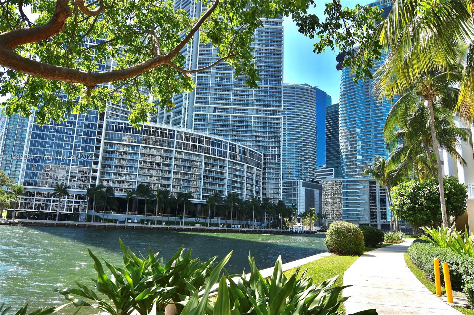 801 Brickell Key Blvd, Miami, Florida 33131, 1 Bedroom Bedrooms, ,1 BathroomBathrooms,Residential,Sold,Courts Brickell Key Condo,Brickell Key Blvd,A11238964