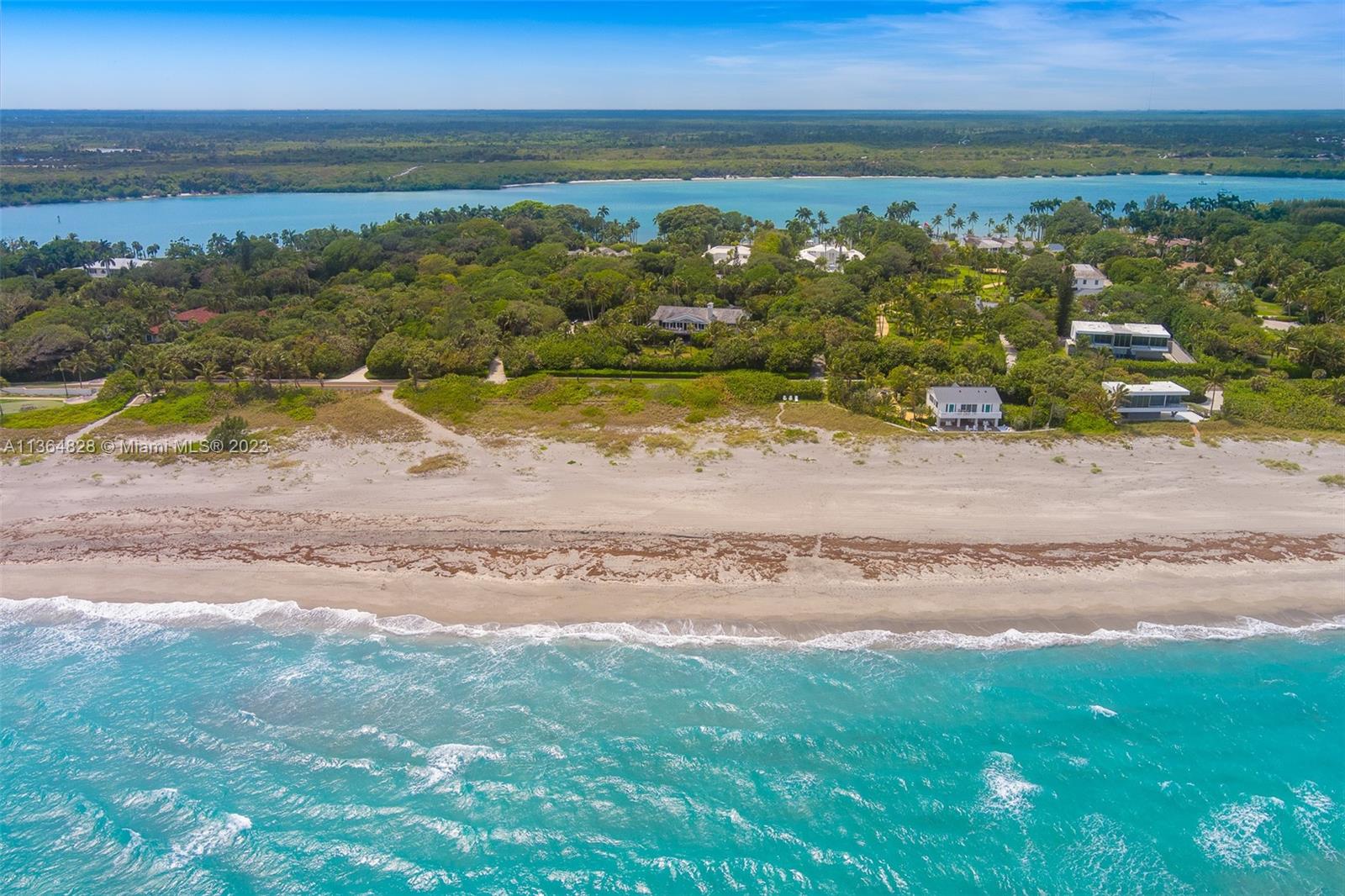 384 Beach Rd, Jupiter Island, Florida 33455, 8 Bedrooms Bedrooms, ,7 BathroomsBathrooms,Residential,Sold,HITCHCOCK SUBDIVISION,Beach Rd,A11364828