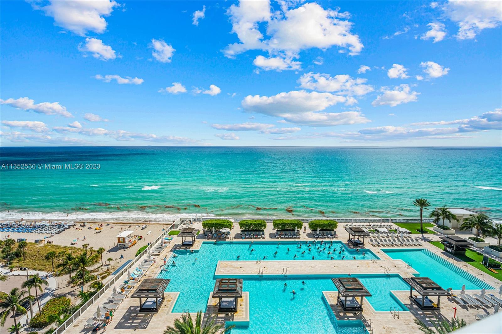 1800 Ocean Dr, Hallandale Beach, Florida 33009, 3 Bedrooms Bedrooms, ,3 BathroomsBathrooms,Residential,Sold,Beach Club Three,Ocean Dr,A11352530