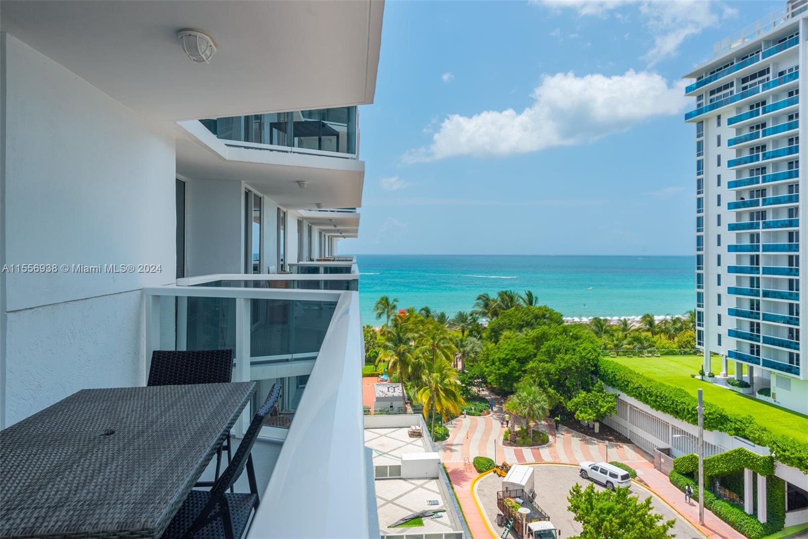 2401 Collins Ave, Miami Beach, Florida 33140, 2 Bedrooms Bedrooms, ,2 BathroomsBathrooms,Residential Lease,For Rent,THE RIVIERA CONDO,Collins Ave,A11556938