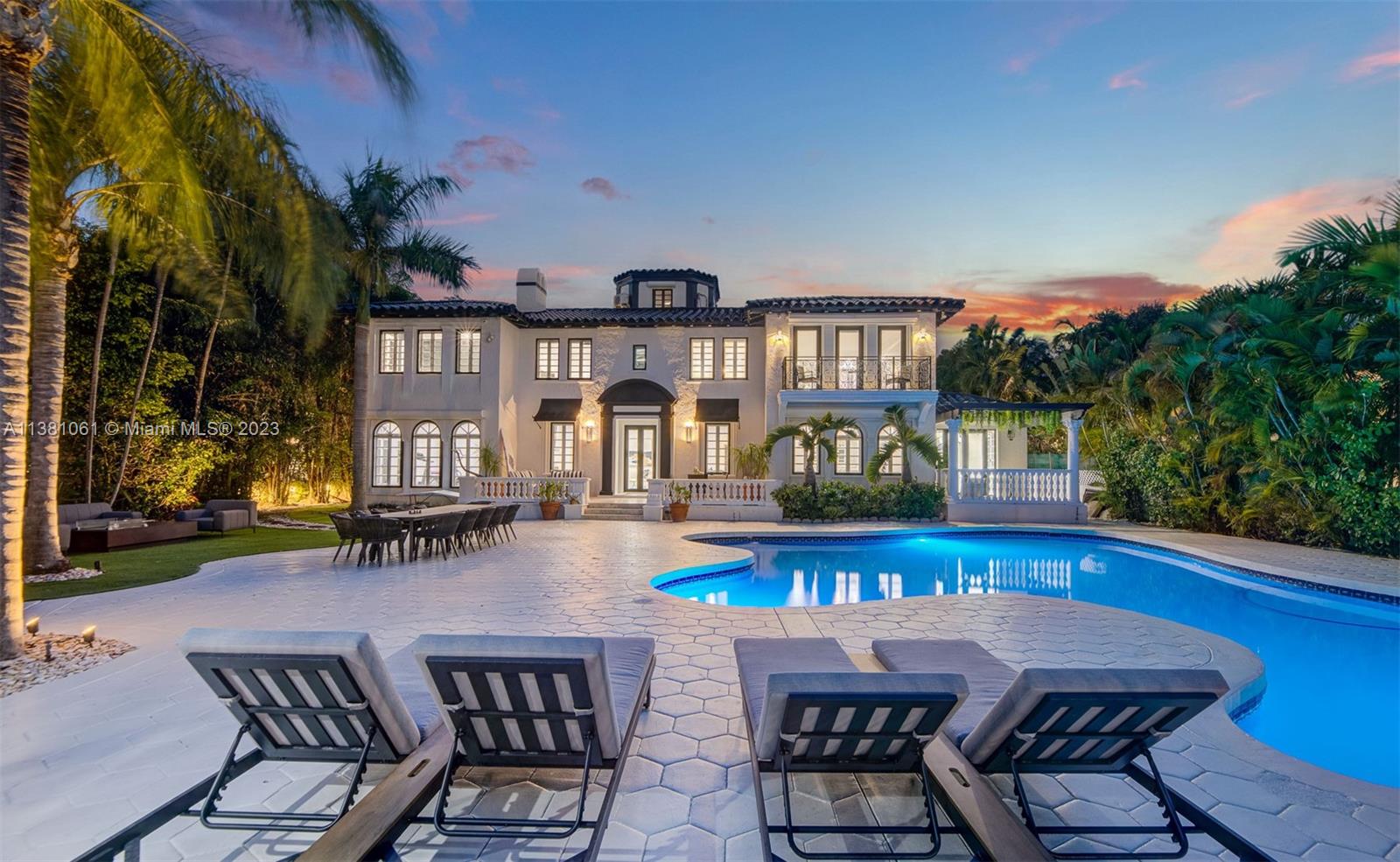 3605 Flamingo Dr, Miami Beach, Florida 33140, 7 Bedrooms Bedrooms, ,6 BathroomsBathrooms,Residential,Sold,FLAMINGO TERRACE SUB,Flamingo Dr,A11381061