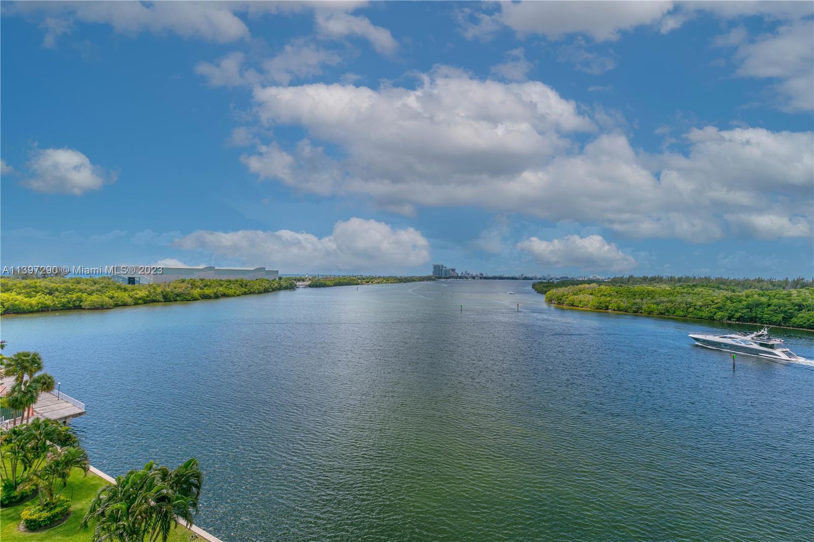 500 Bayview Dr, Sunny Isles Beach, Florida 33160, 2 Bedrooms Bedrooms, ,2 BathroomsBathrooms,Residential,Sold,Arlen House West Condo,Bayview Dr,A11397290