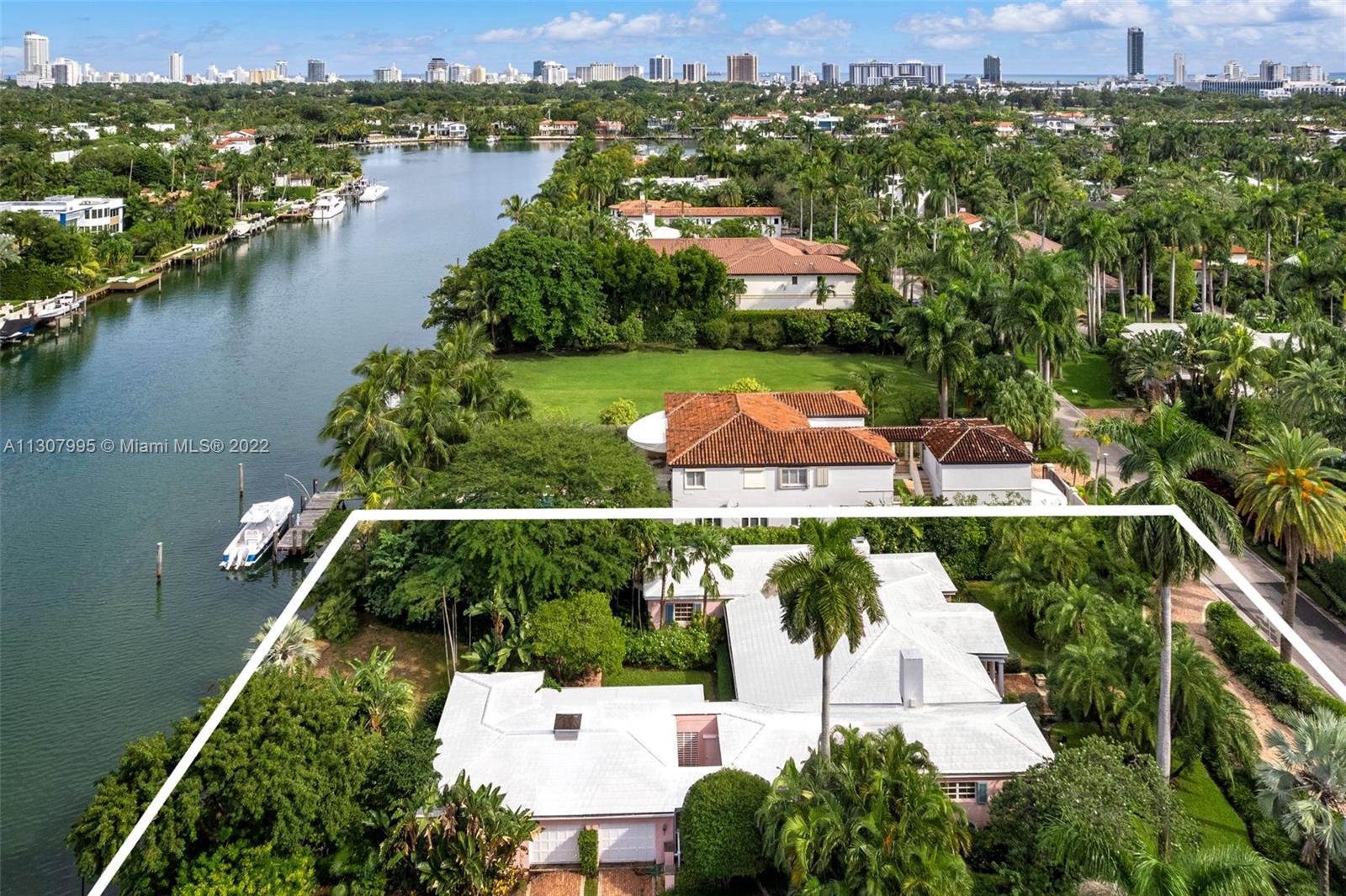 1635 27th St, Miami Beach, Florida 33140, 5 Bedrooms Bedrooms, ,4 BathroomsBathrooms,Residential,Sold,SUNSET ISLANDS-ISLAND NO,27th St,A11307995