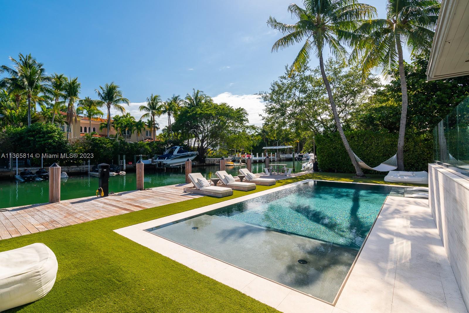 200 Knollwood Dr, Key Biscayne, Florida 33149, 7 Bedrooms Bedrooms, ,7 BathroomsBathrooms,Residential,Sold,CAPE FLA SUB SEC 2,Knollwood Dr,A11365814