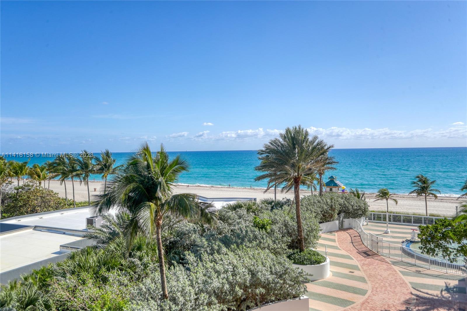 18201 Collins Ave, Sunny Isles Beach, Florida 33160, 2 Bedrooms Bedrooms, ,2 BathroomsBathrooms,Residential,Sold,TRUMP ROYALE,Collins Ave,A11416158