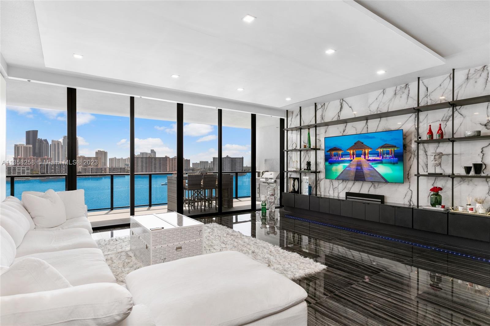 5000 Island Estates Dr, Aventura, Florida 33160, 3 Bedrooms Bedrooms, ,4 BathroomsBathrooms,Residential,Sold,PRIVE CONDO,Island Estates Dr,A11358258