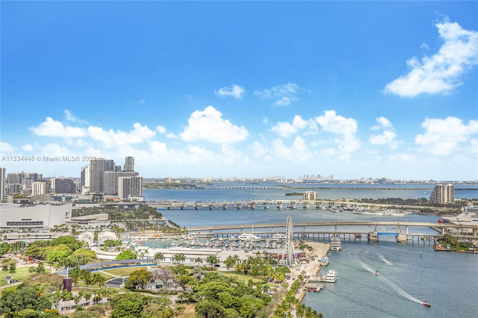 325 Biscayne Blvd, Miami, Florida 33131, 1 Bedroom Bedrooms, ,1 BathroomBathrooms,Residential,Sold,One Miami,Biscayne Blvd,A11334448