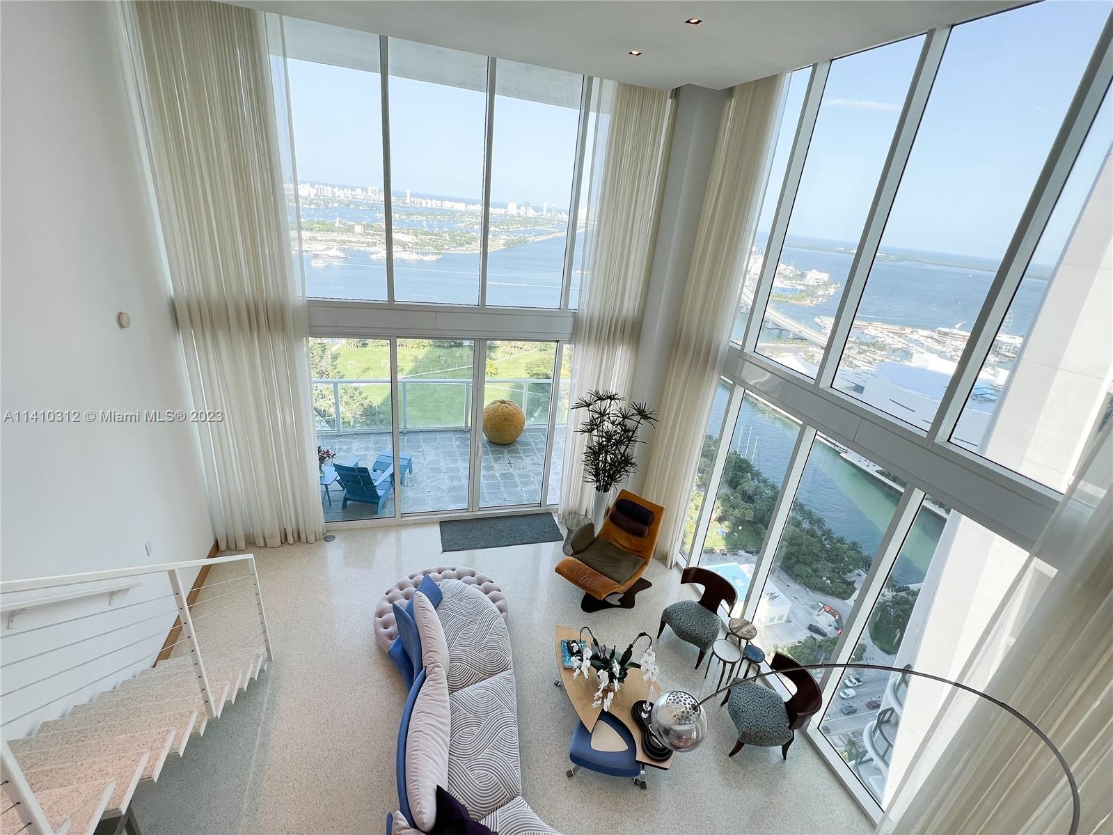 1040 Biscayne Blvd, Miami, Florida 33132, 2 Bedrooms Bedrooms, ,2 BathroomsBathrooms,Residential,Sold,Ten Museum Park,Biscayne Blvd,A11410312