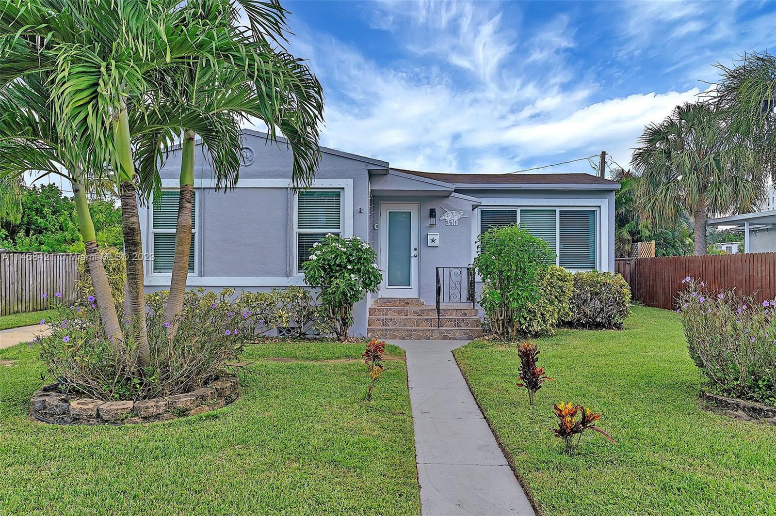 310 24th Ave, Hollywood, Florida 33020, 4 Bedrooms Bedrooms, ,2 BathroomsBathrooms,Residential,Sold,HOLLYWOOD LITTLE RANCHES,24th Ave,A11458421